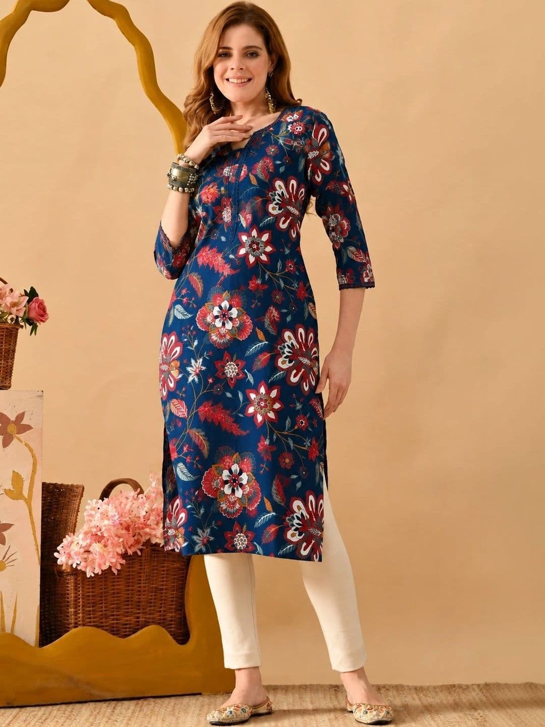 PHYSIL Women Floral Printed Floral Kurta thumbnail 2