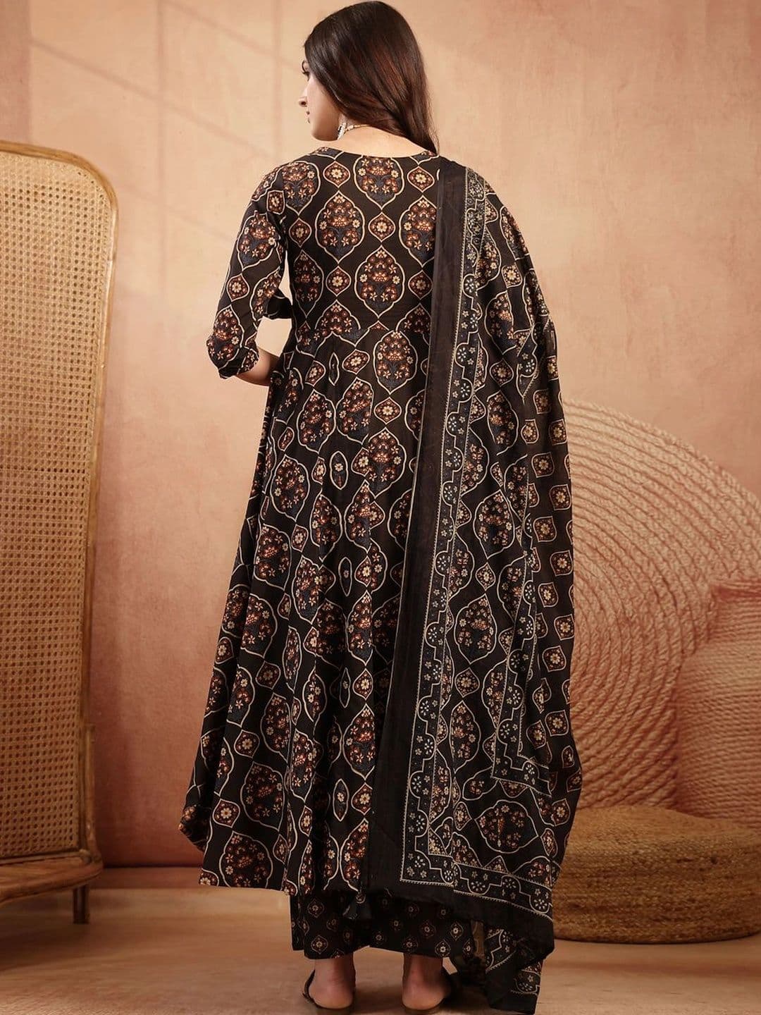 GULMOHAR JAIPUR Women Ethnic Motifs Printed Regular Pure Cotton Kurta with Palazzos & With Dupatta thumbnail 3