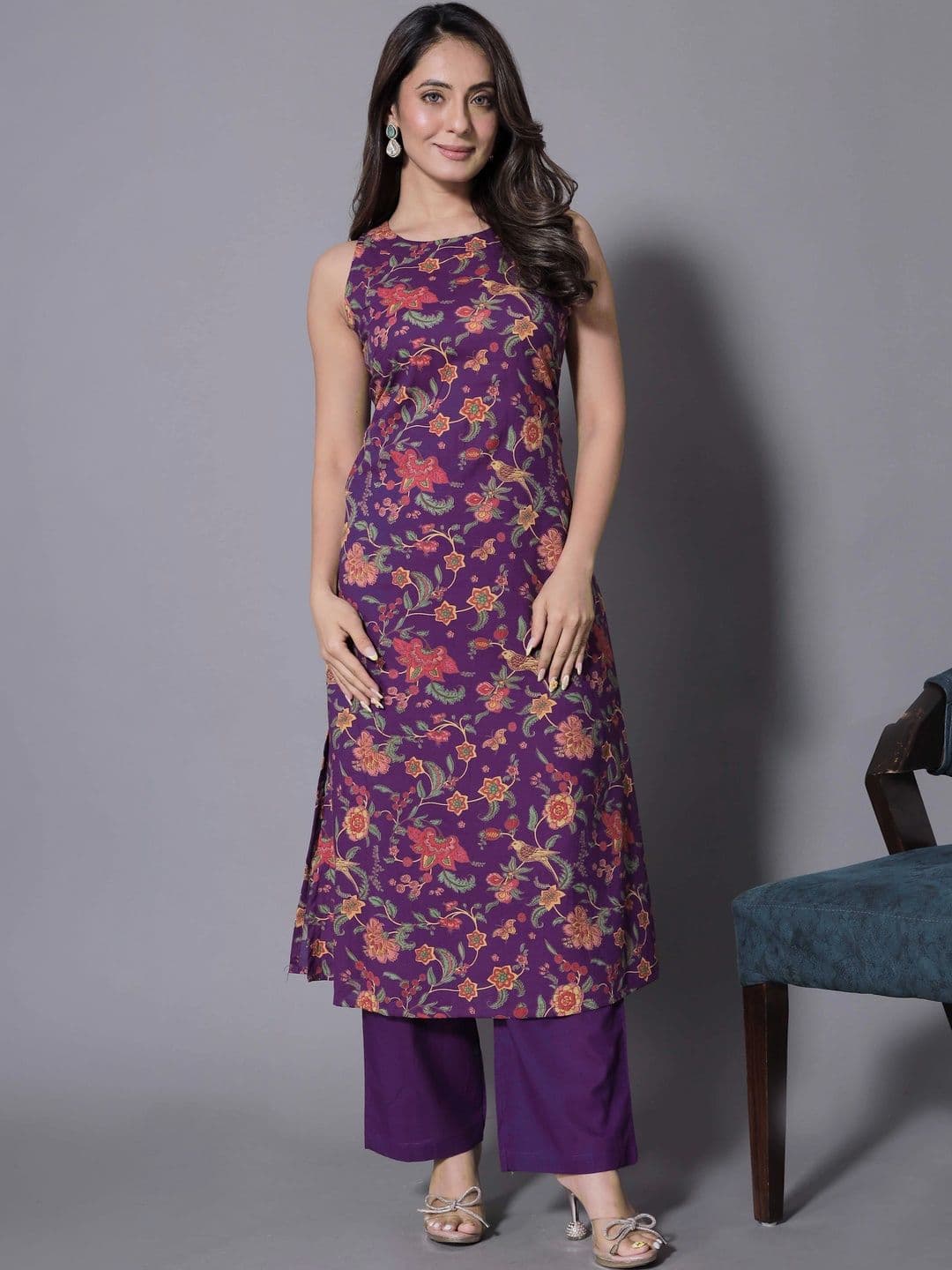 VidiRna Women Floral Printed Regular Kurta with Palazzos thumbnail 4
