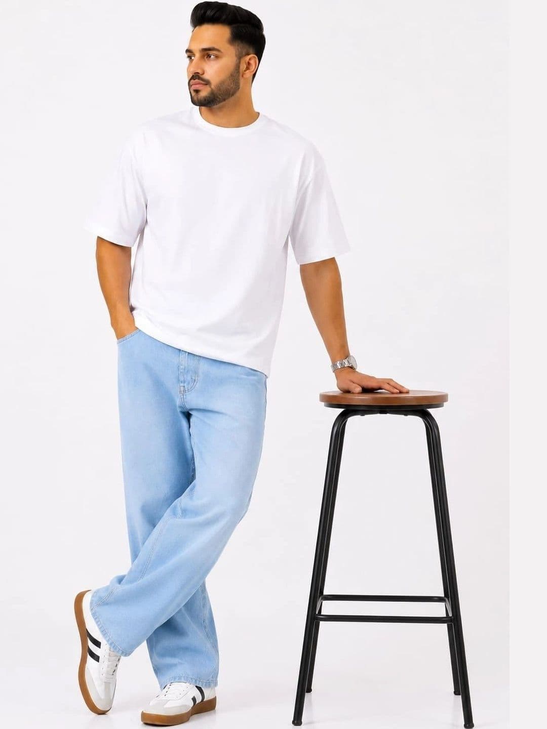 VK CULTURE Men Straight Fit Mid-Rise Light Fade Jeans thumbnail 3