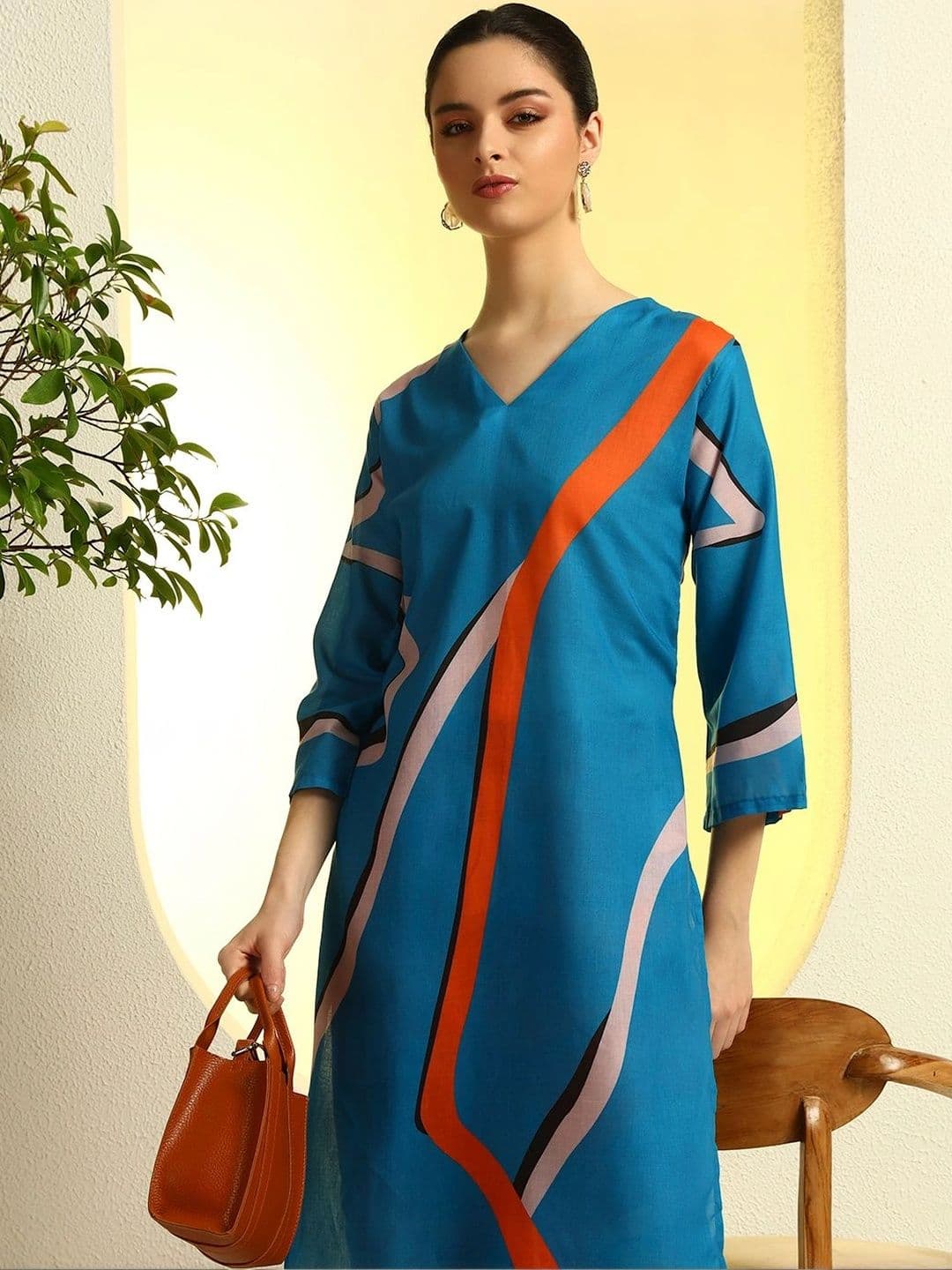 DAARI Women Printed Regular Kurta with Palazzos thumbnail 6