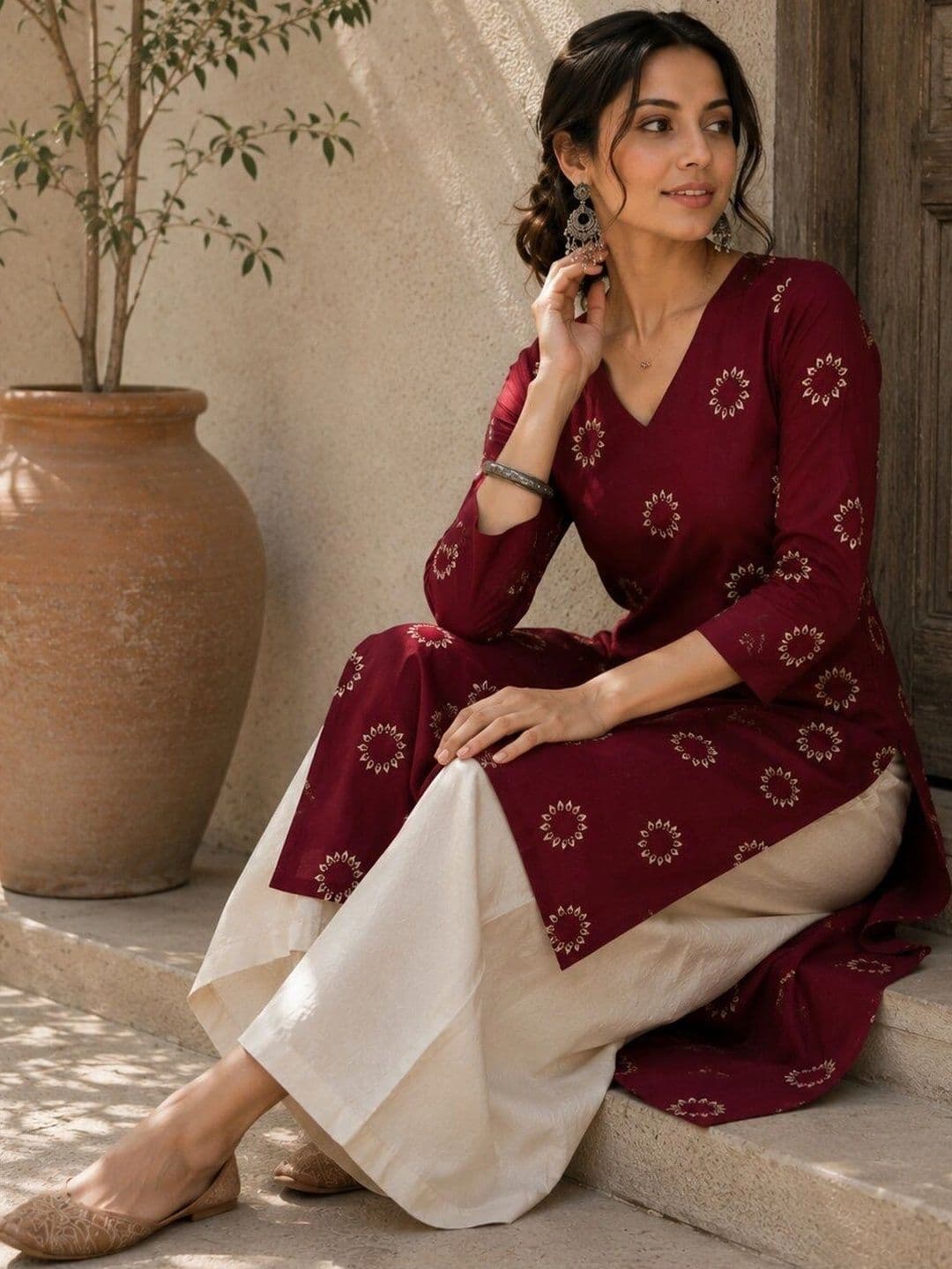 Hunaiza Women Floral Printed Kurta - view 1