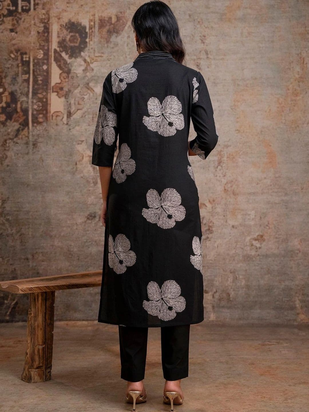 FERANOID Women Floral Printed Regular Pure Cotton Kurta with Trousers & With Dupatta thumbnail 5