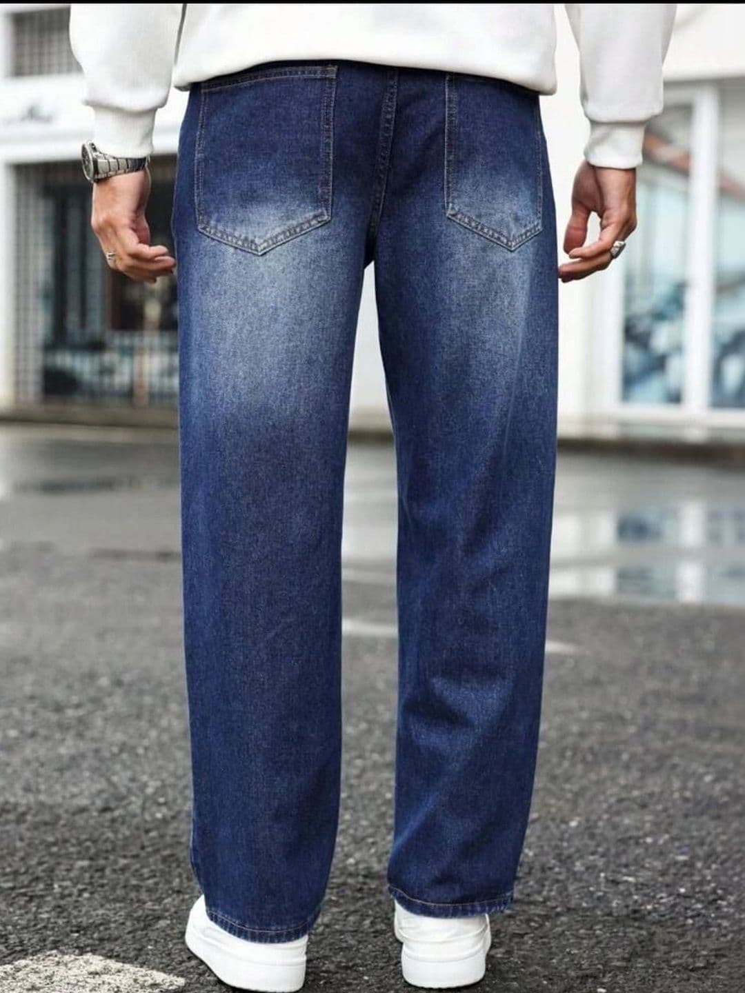 SHIRODHARI Men Low-Rise Jeans thumbnail 3
