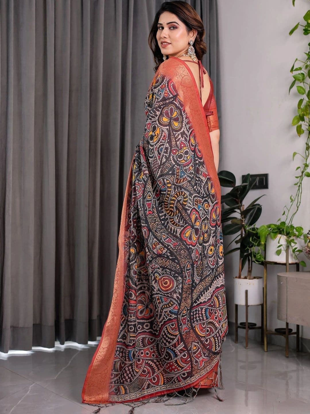 VS MALL Kalamkari Zari Linen Blend Saree thumbnail 3