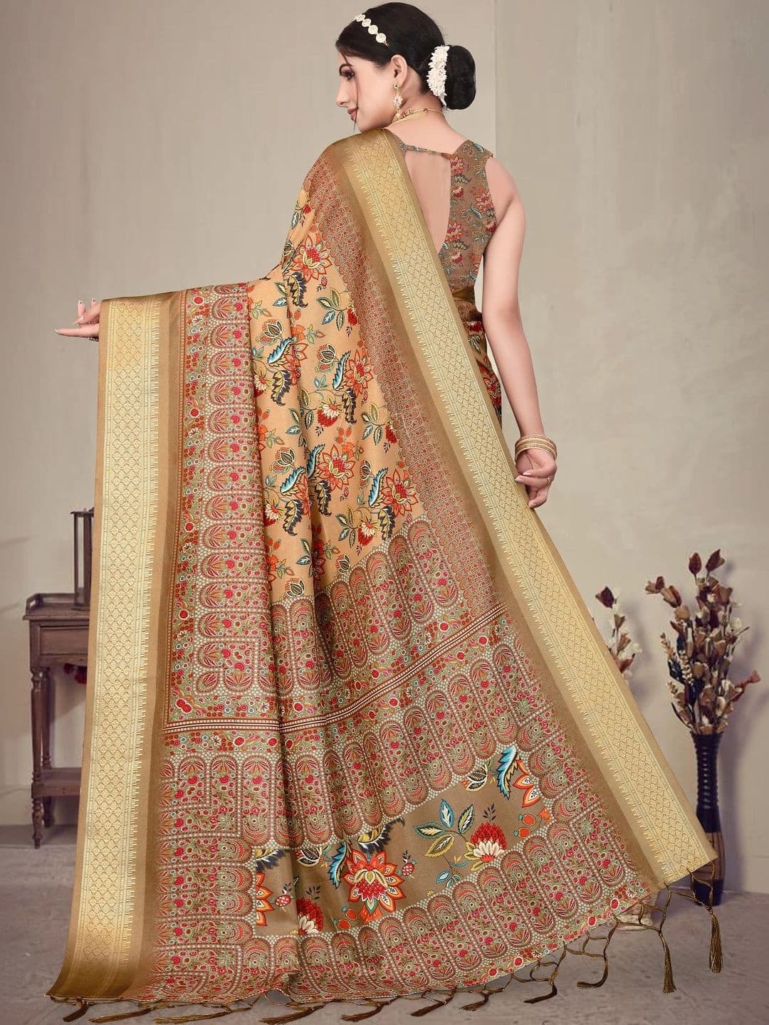 VS MALL Floral Zari Silk Cotton Saree thumbnail 4