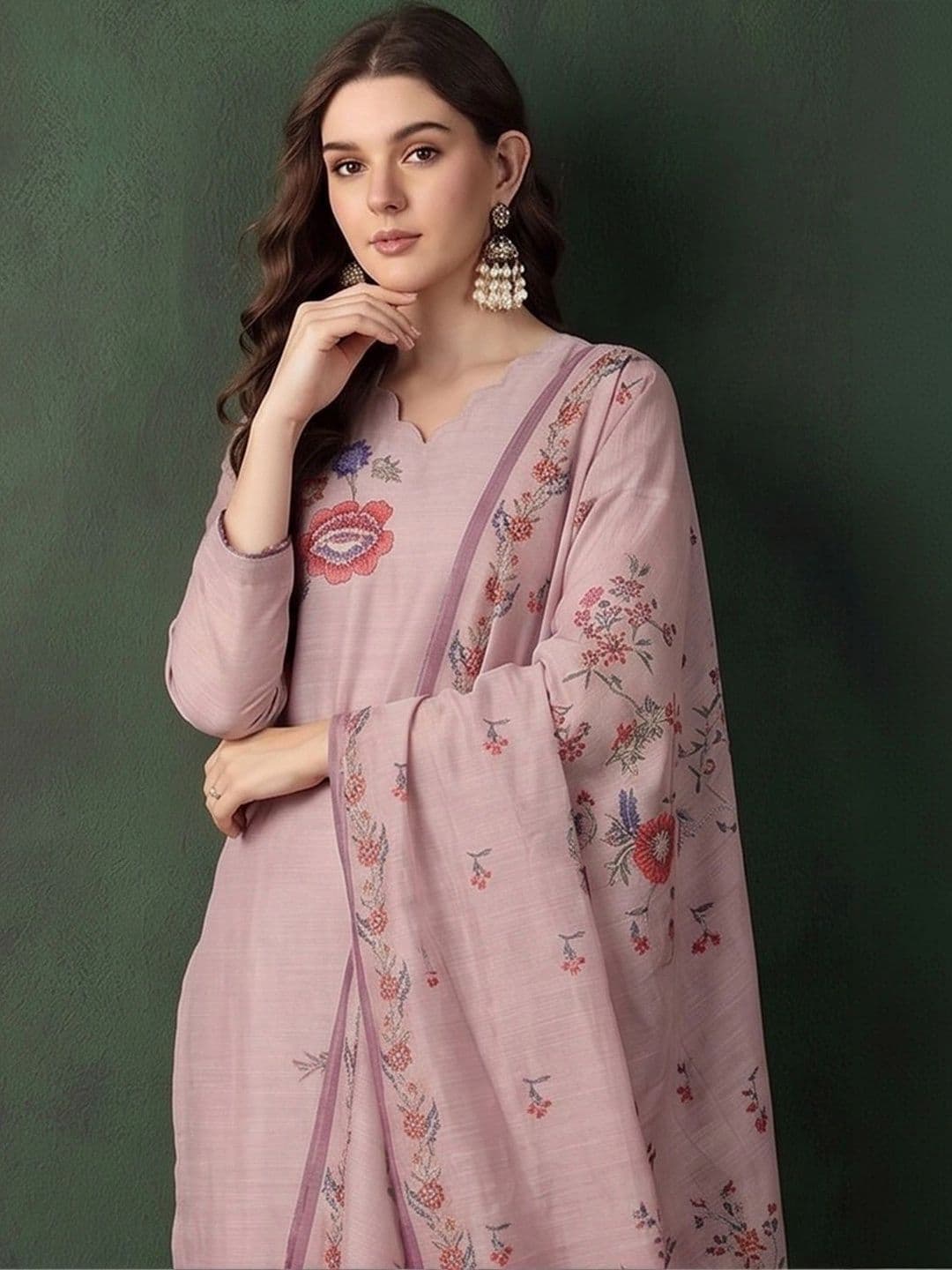 Sangria Women Floral Embroidered Regular Thread Work Chanderi Silk Kurta with Trousers & With Dupatta thumbnail 3
