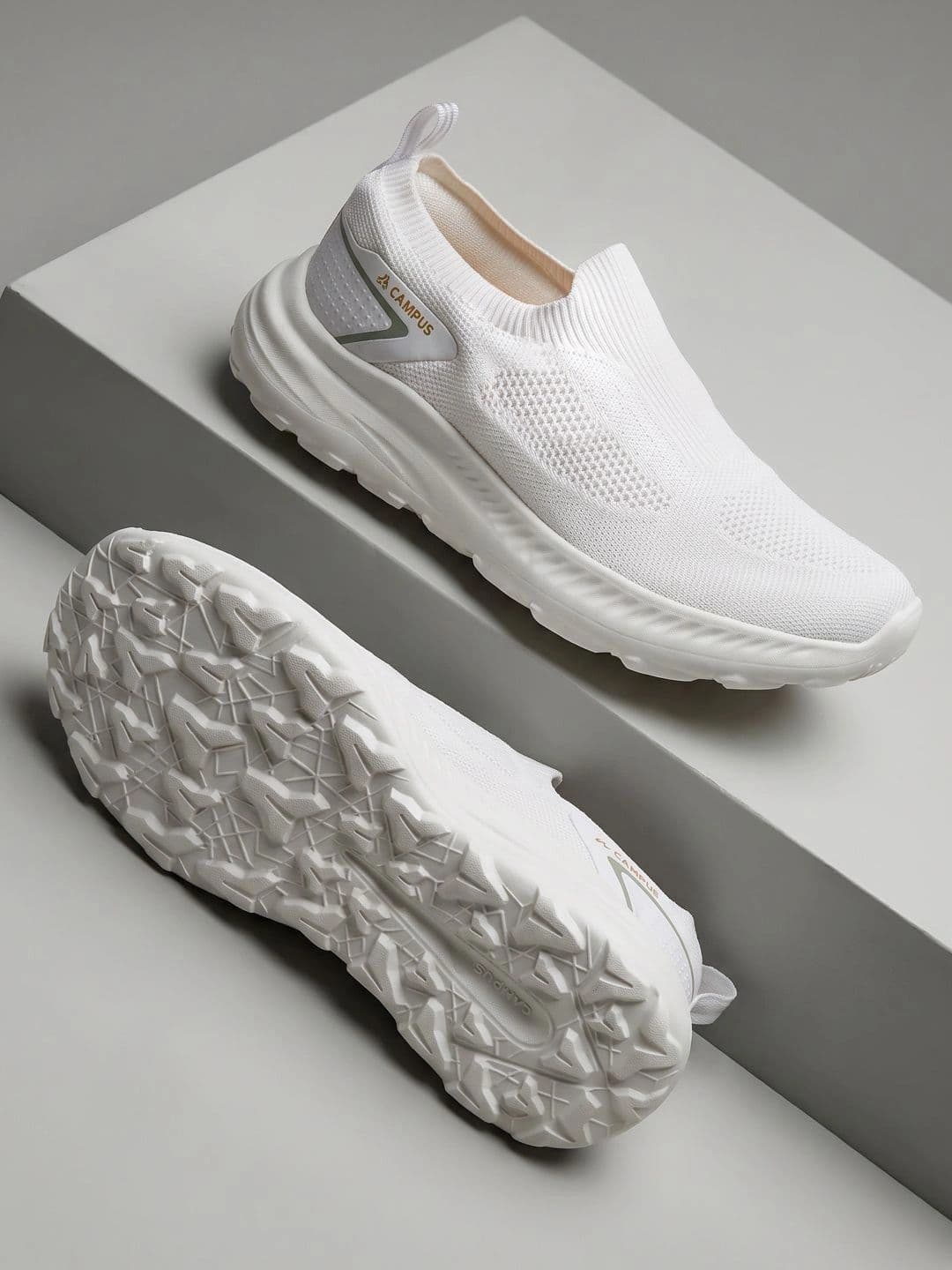 Campus Men Mesh Walking Shoes - view 1
