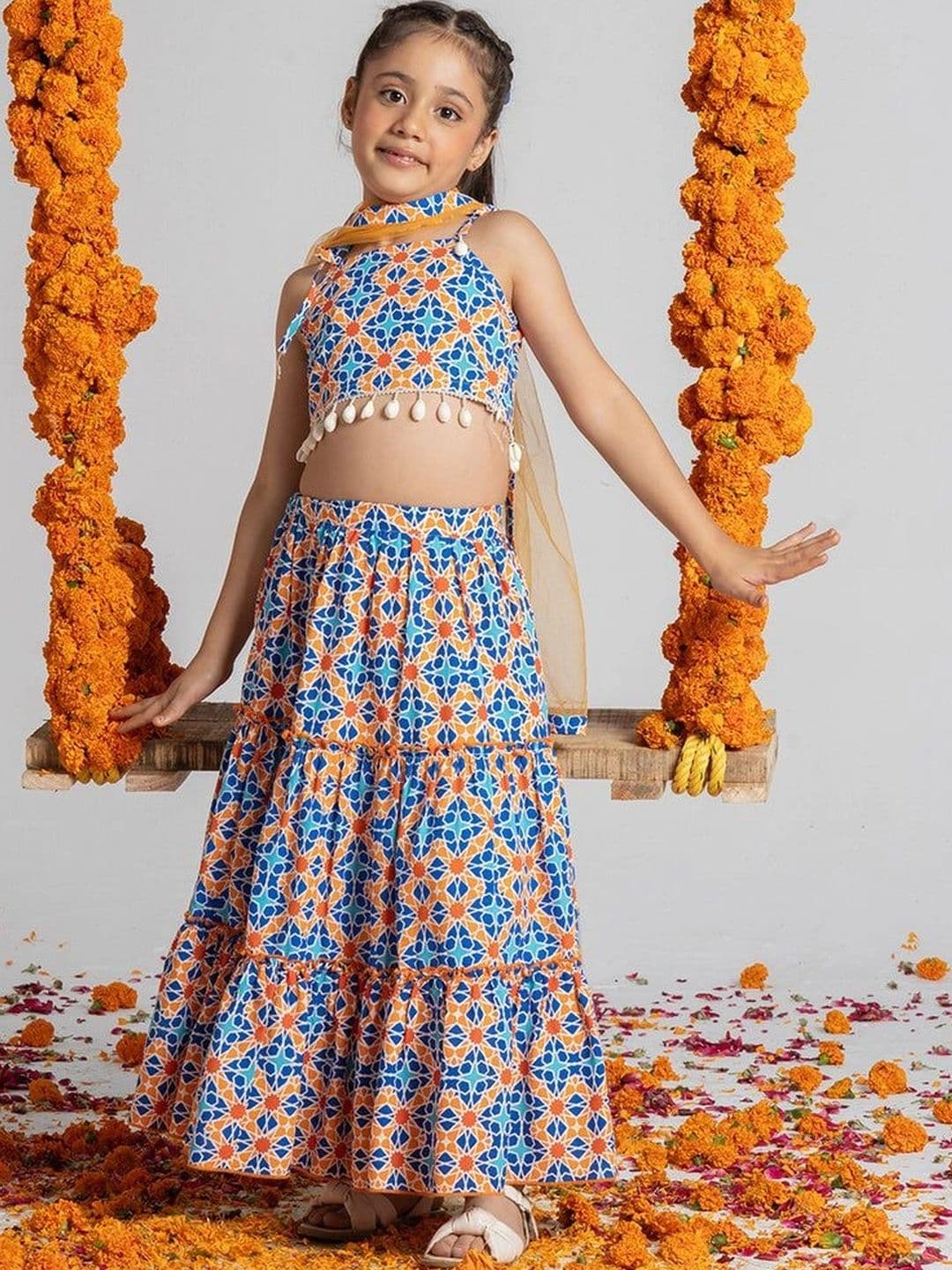 Sangria Girls Printed Ready to Wear Lehenga & Blouse With Dupatta thumbnail 2