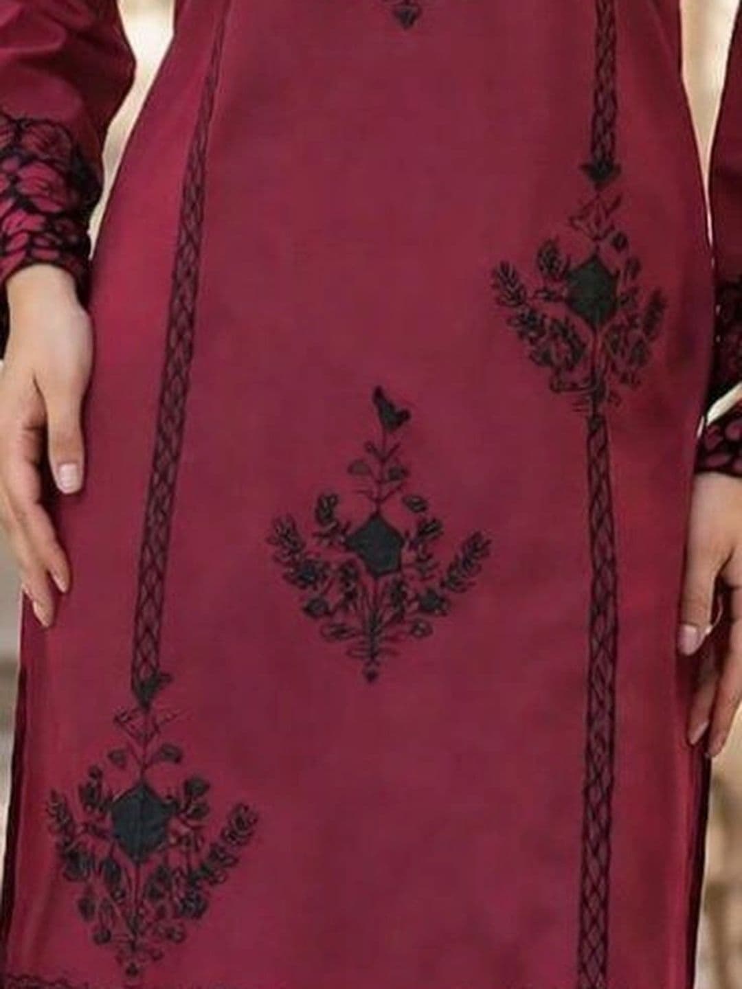 Hare Krishna enterprises Women Ethnic Motifs Embroidered Thread  Kurta with Trousers thumbnail 2