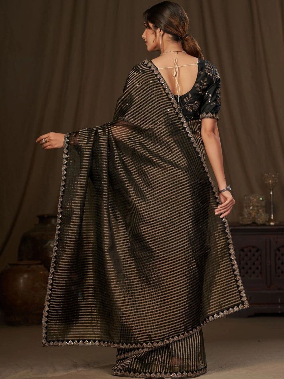 Parmila Fashion Striped Embroidered Tissue Saree thumbnail 7