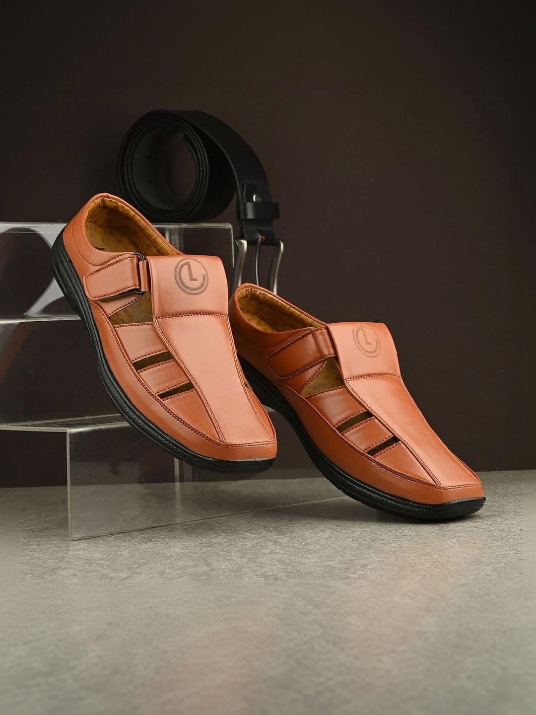 LIGERONATION Men Leather Shoe-Style Sandals - view 1