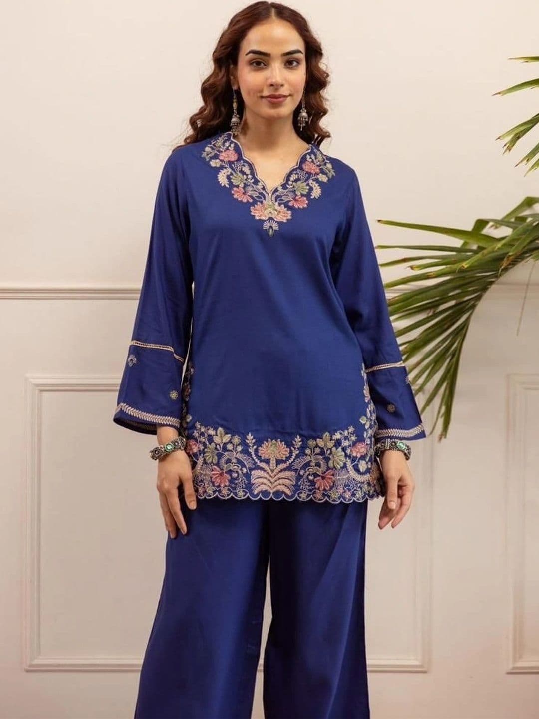 AurexWear Women Floral Embroidered Regular Thread Work Pure Cotton Kurti with Palazzos - view 1