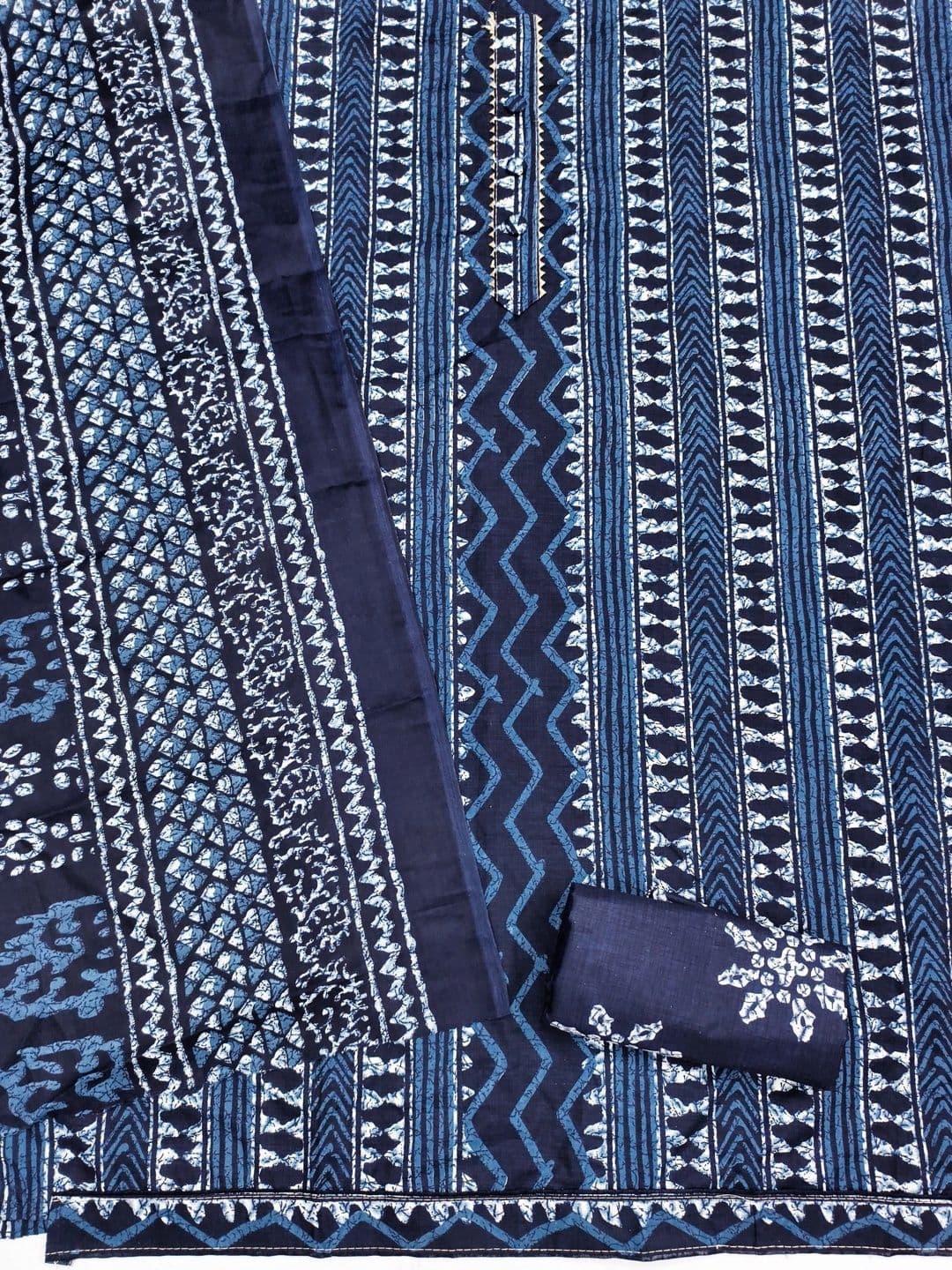 LeeliPeeri Designer Printed Pure Cotton Unstitched Dress Material thumbnail 4
