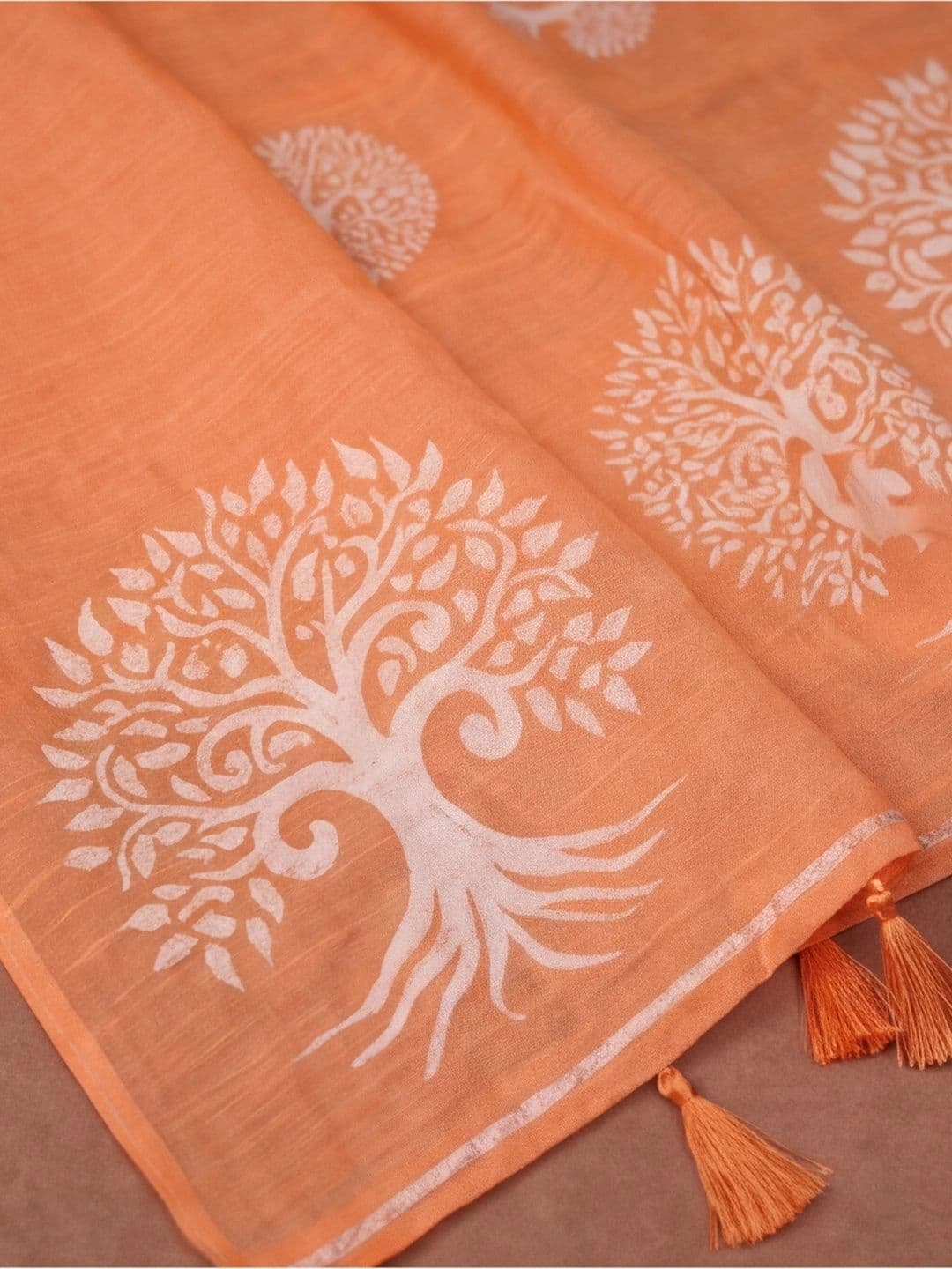 Mitera Woven Design Zari Silk Cotton Fusion Banarasi Saree thumbnail 6
