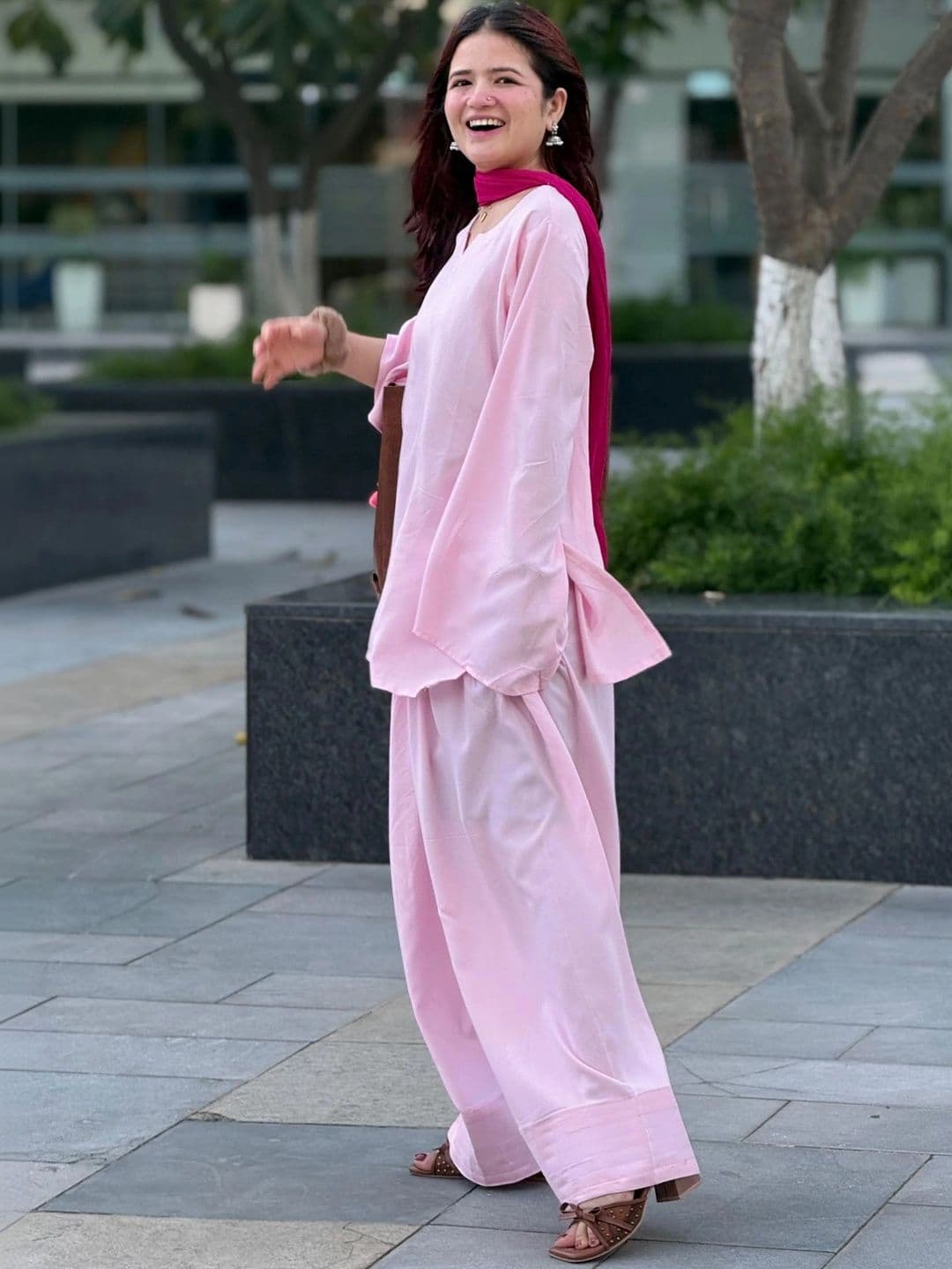 FANESHMA Women Regular Pure Cotton Kurta with Trousers & With Dupatta thumbnail 4