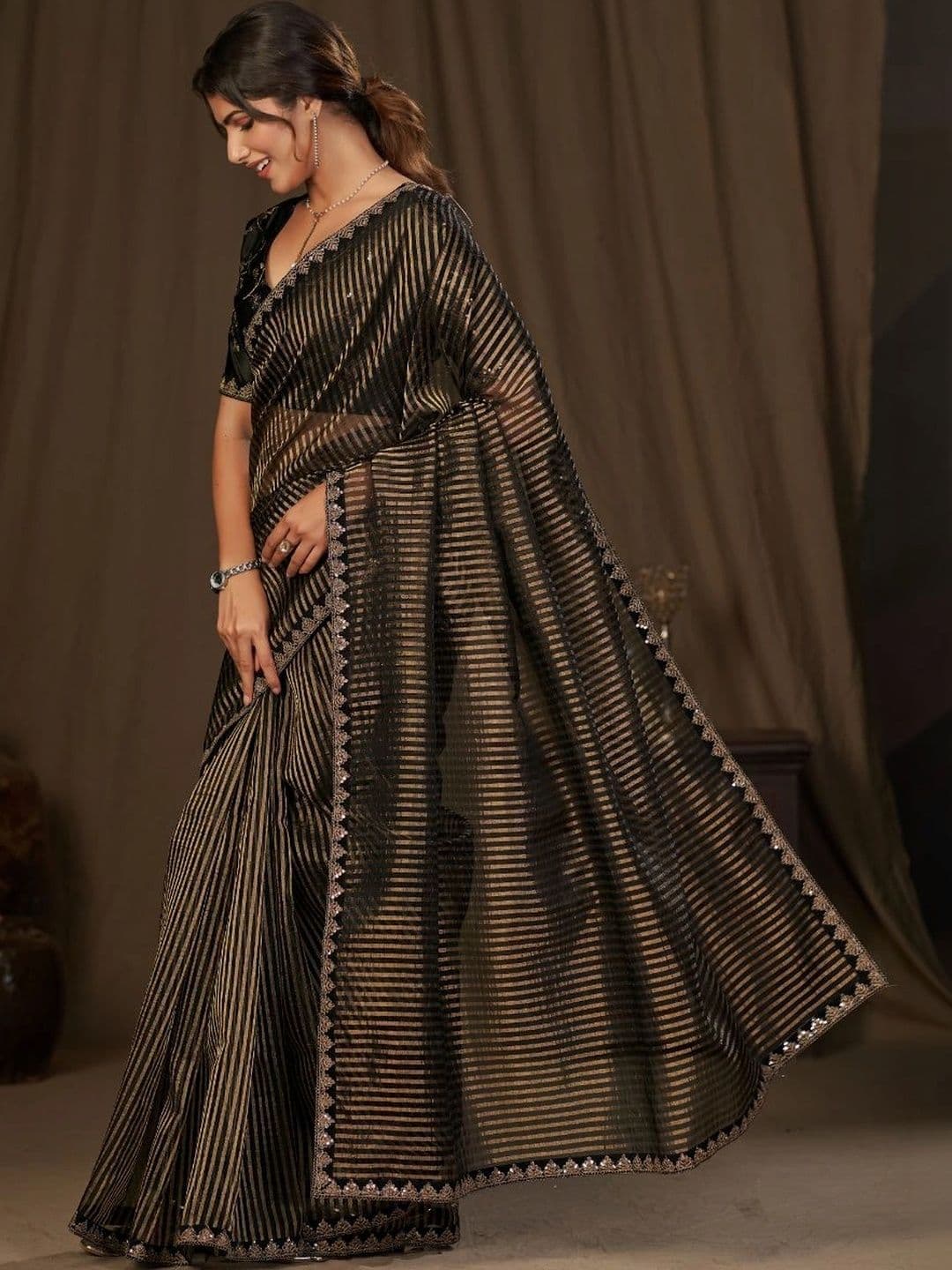 Parmila Fashion Striped Embroidered Tissue Saree thumbnail 5