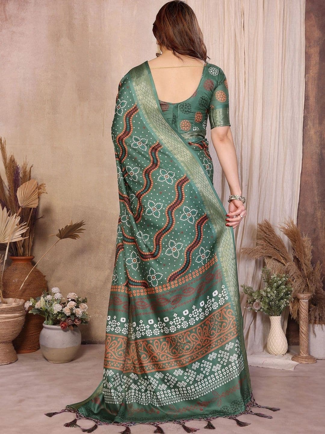 VS MALL Batik Silk Cotton Saree thumbnail 4