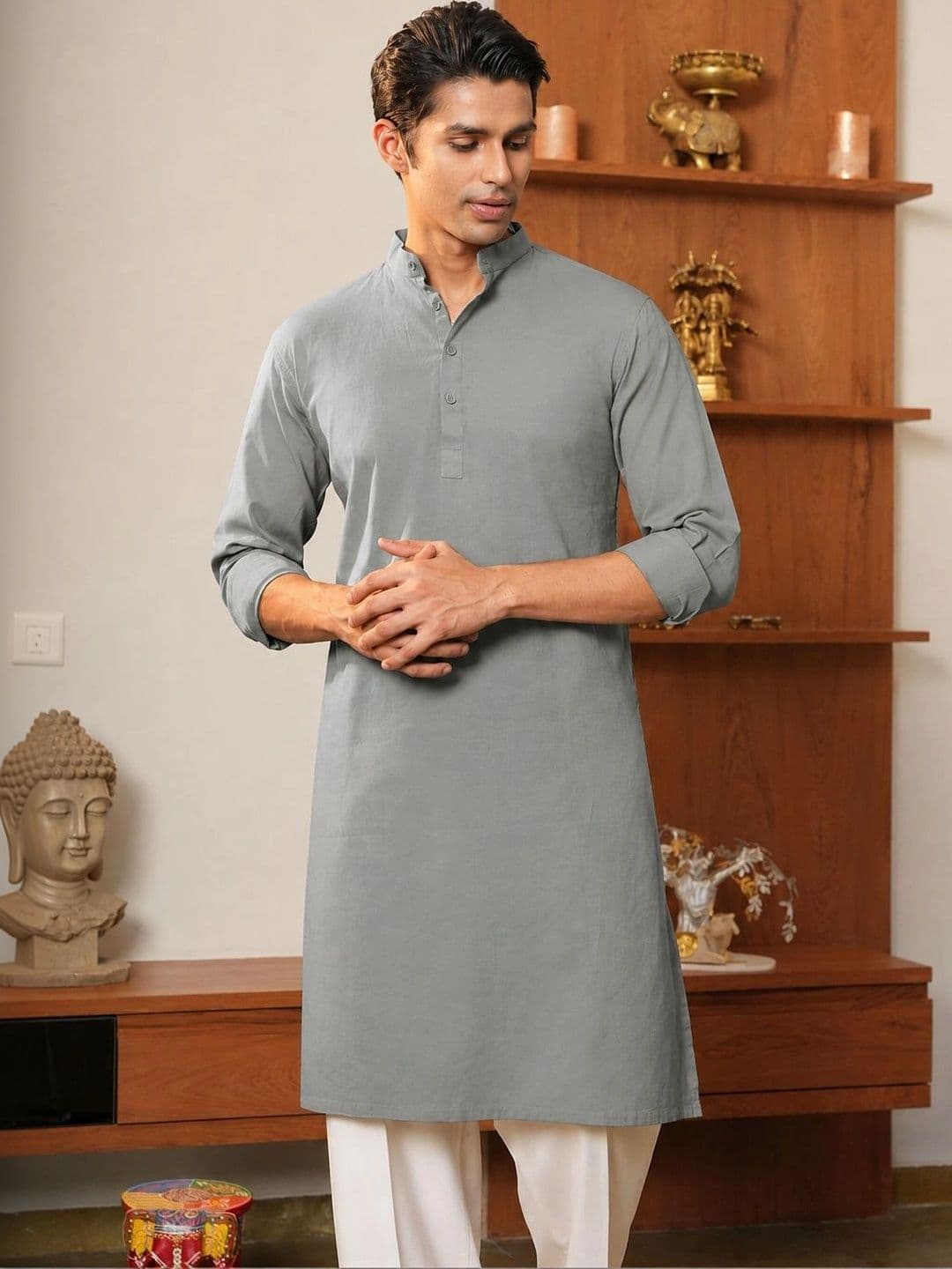 Anouk Men Pure Cotton Solid Knee Length Straight Kurta thumbnail 6