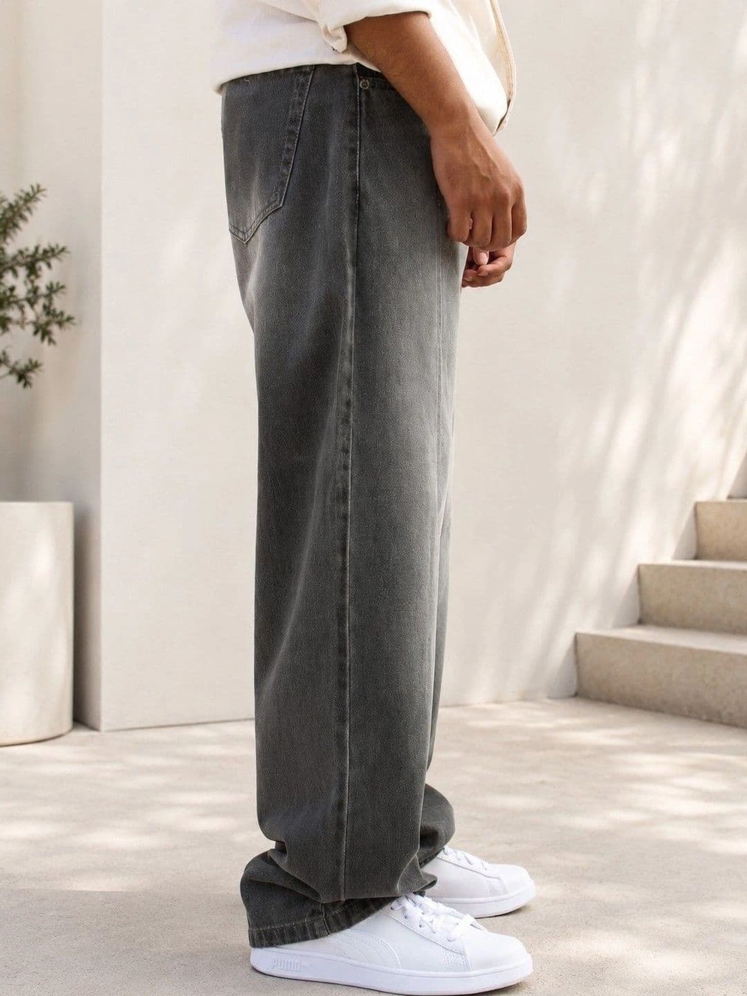 FICTION Men Comfort Mid-Rise Light Fade Ombre Jeans thumbnail 4