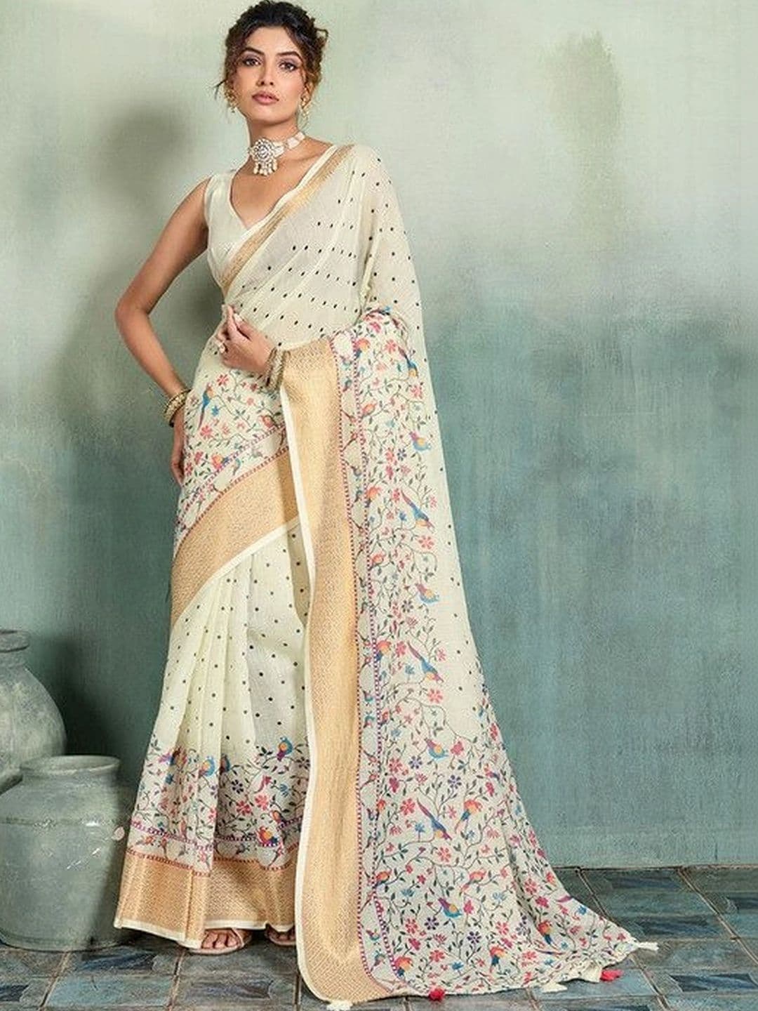 plothah Floral Zari Linen Blend Saree - view 1