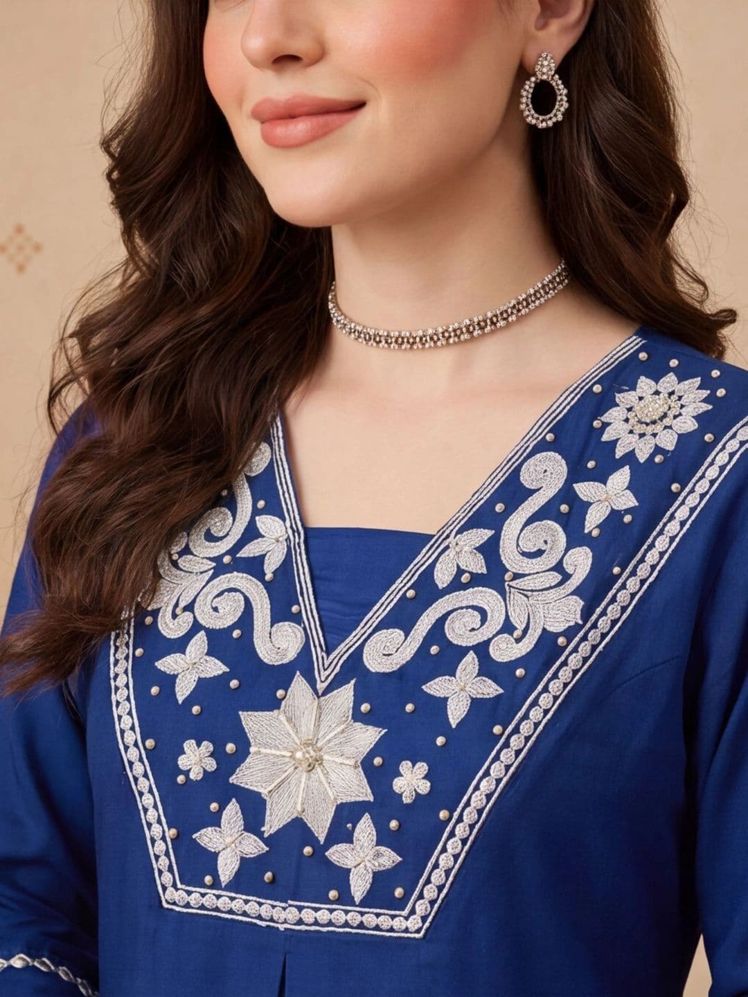 Anouk Women Ethnic Motifs Embroidered Regular Thread Work Kurta with Palazzos thumbnail 2