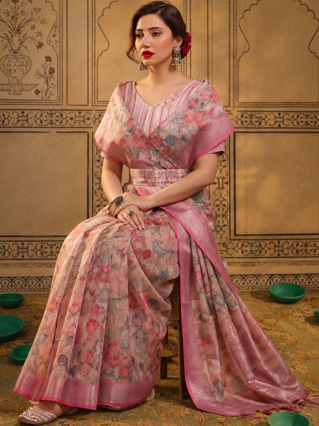 Mitera Floral Zari Silk Cotton Fusion Saree thumbnail 2