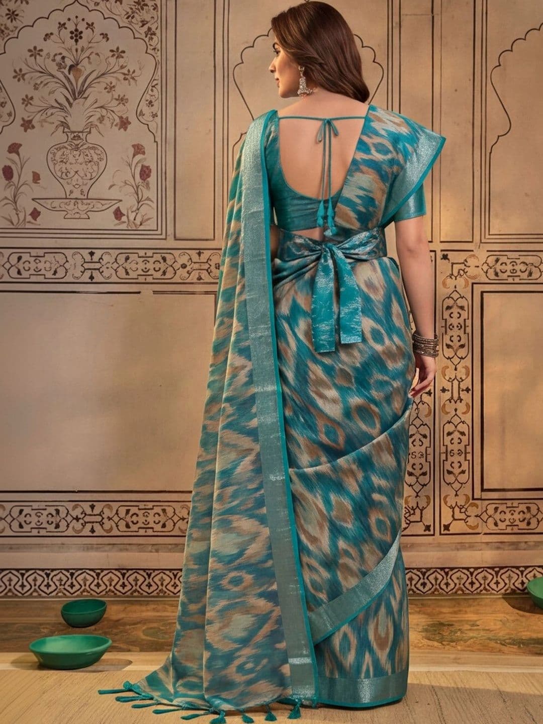 Mitera Floral Women Zari Silk Cotton Fusion Saree thumbnail 6