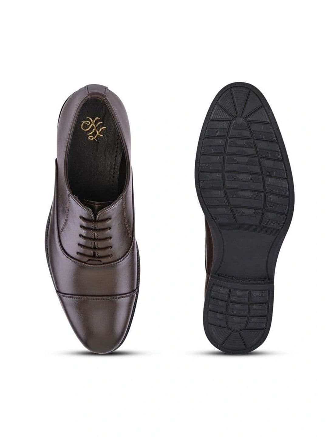 House of Pataudi Men Textured Formal Oxfords thumbnail 5