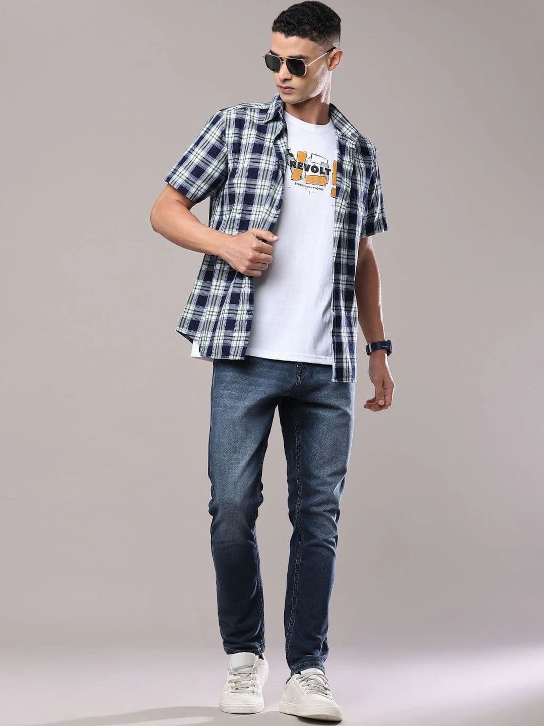 V-Mart Men Checked Casual Shirt thumbnail 6