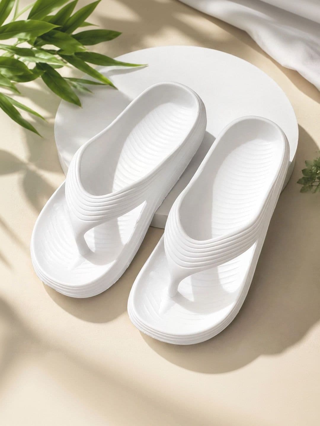 NEW ORANIE Men Thong Flip-Flops thumbnail 3