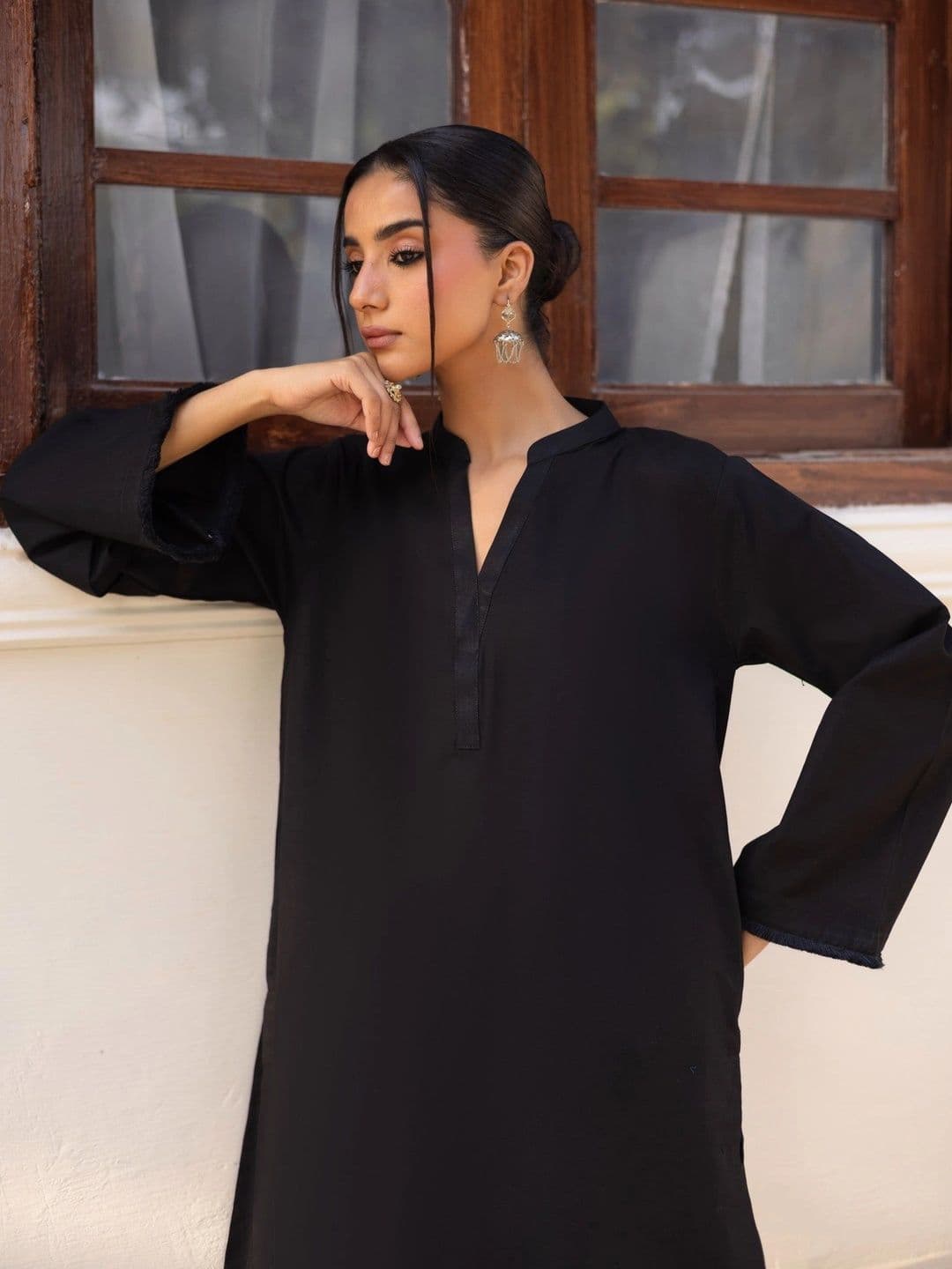 HERE&NOW Women Regular Kurta with Palazzos thumbnail 4