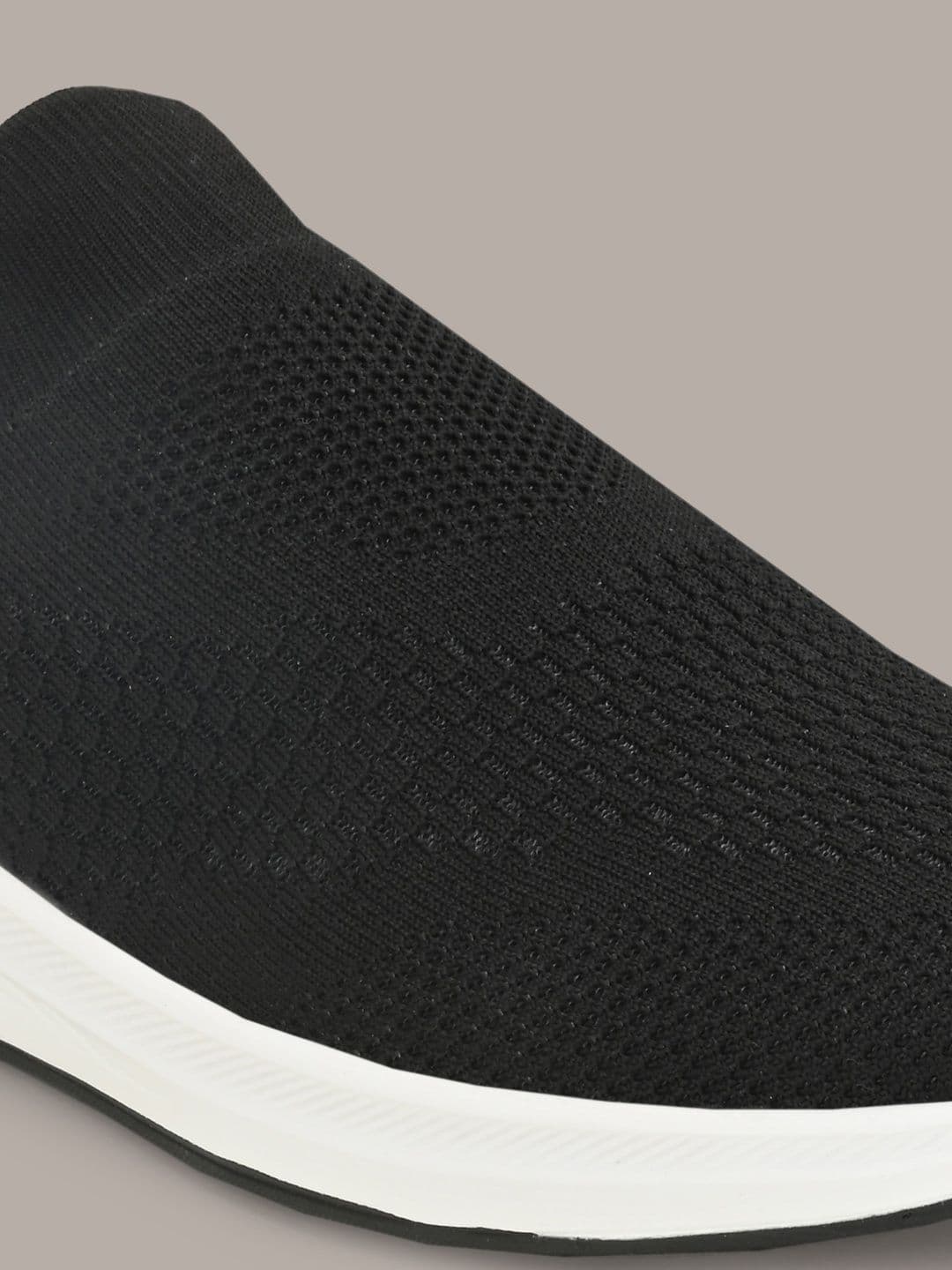 OFF LIMITS Men Anti-Bacterial Lightweight Insole Slip-On Walking Mesh Shoes thumbnail 4