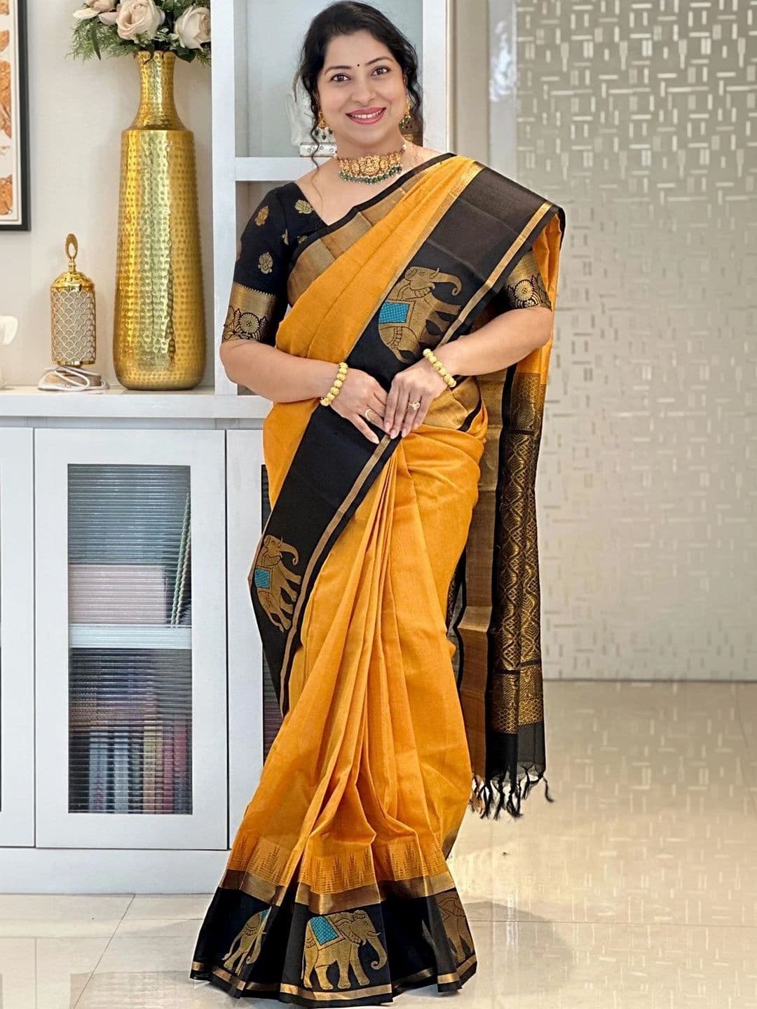 HERE&NOW Woven Design Zari Silk Blend Banarasi Saree - view 1