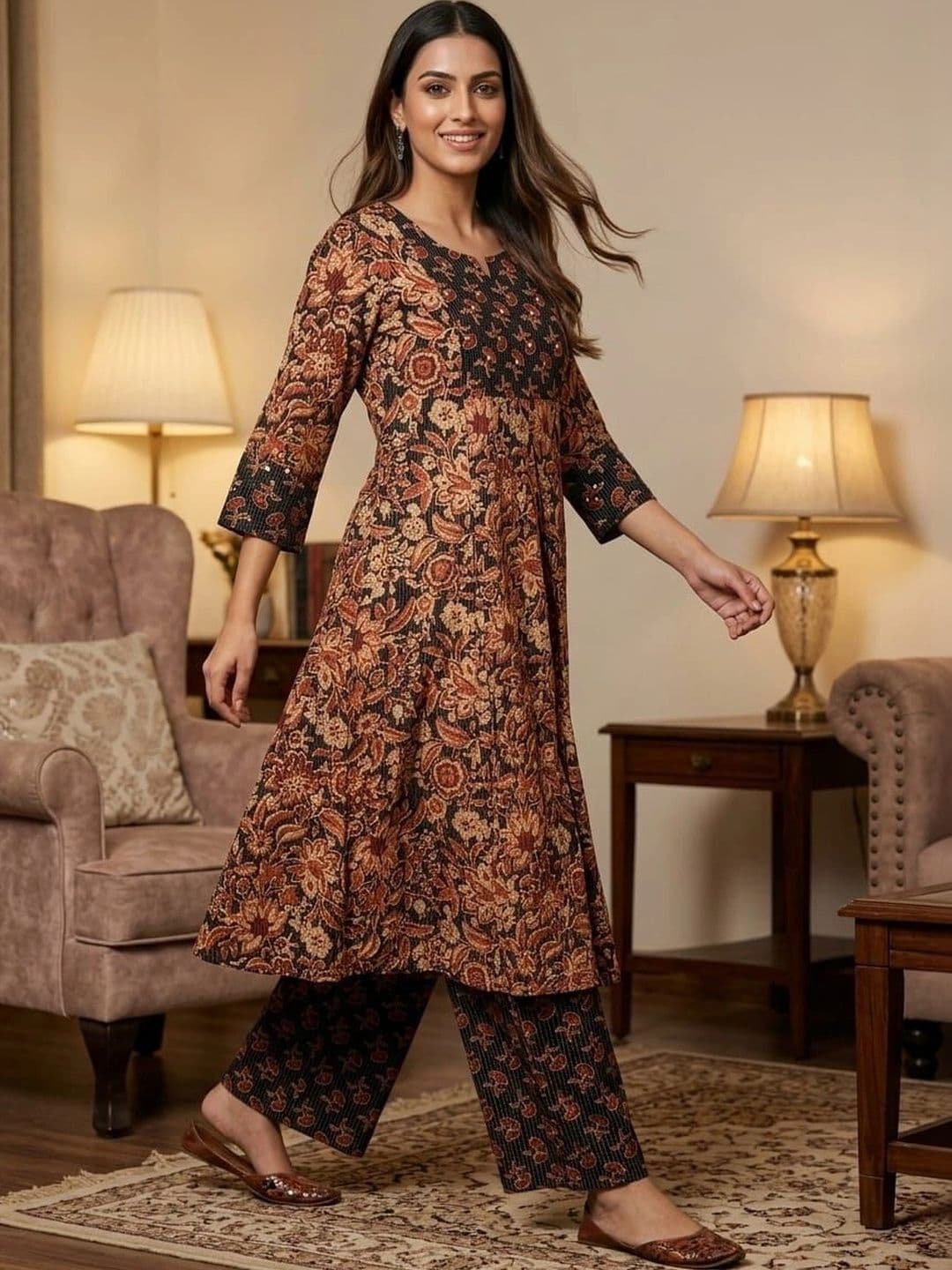Sangria Women Floral Printed Regular Pure Cotton Kurta with Palazzos thumbnail 7