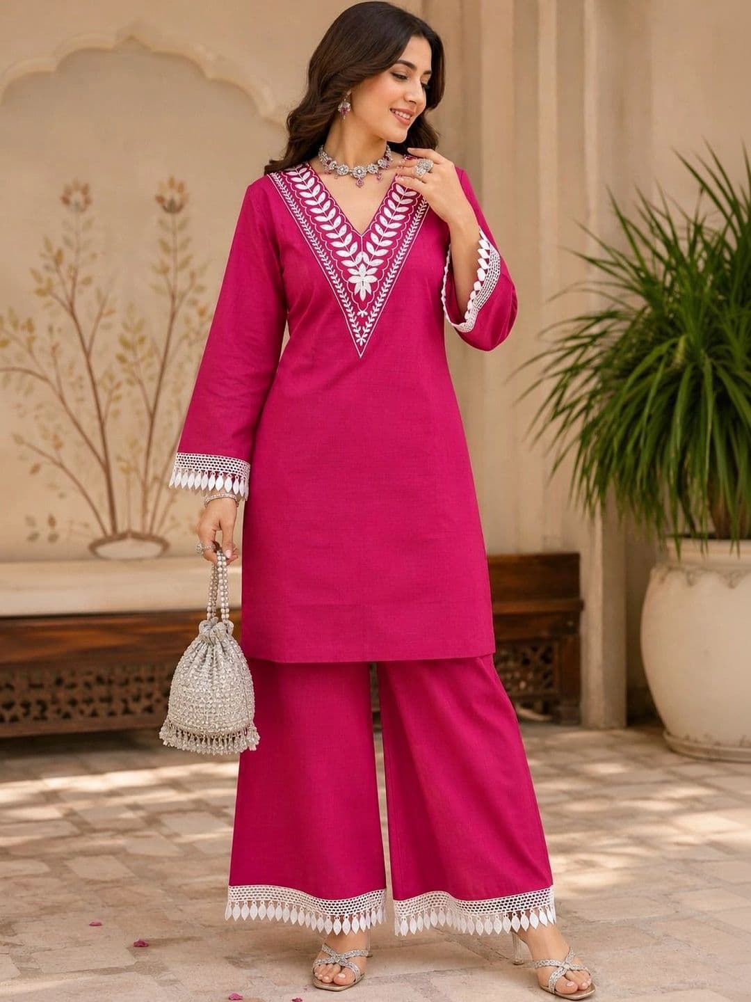 Ibrana Women Ethnic Motifs Embroidered Regular Thread Work Kurta with Palazzos thumbnail 4