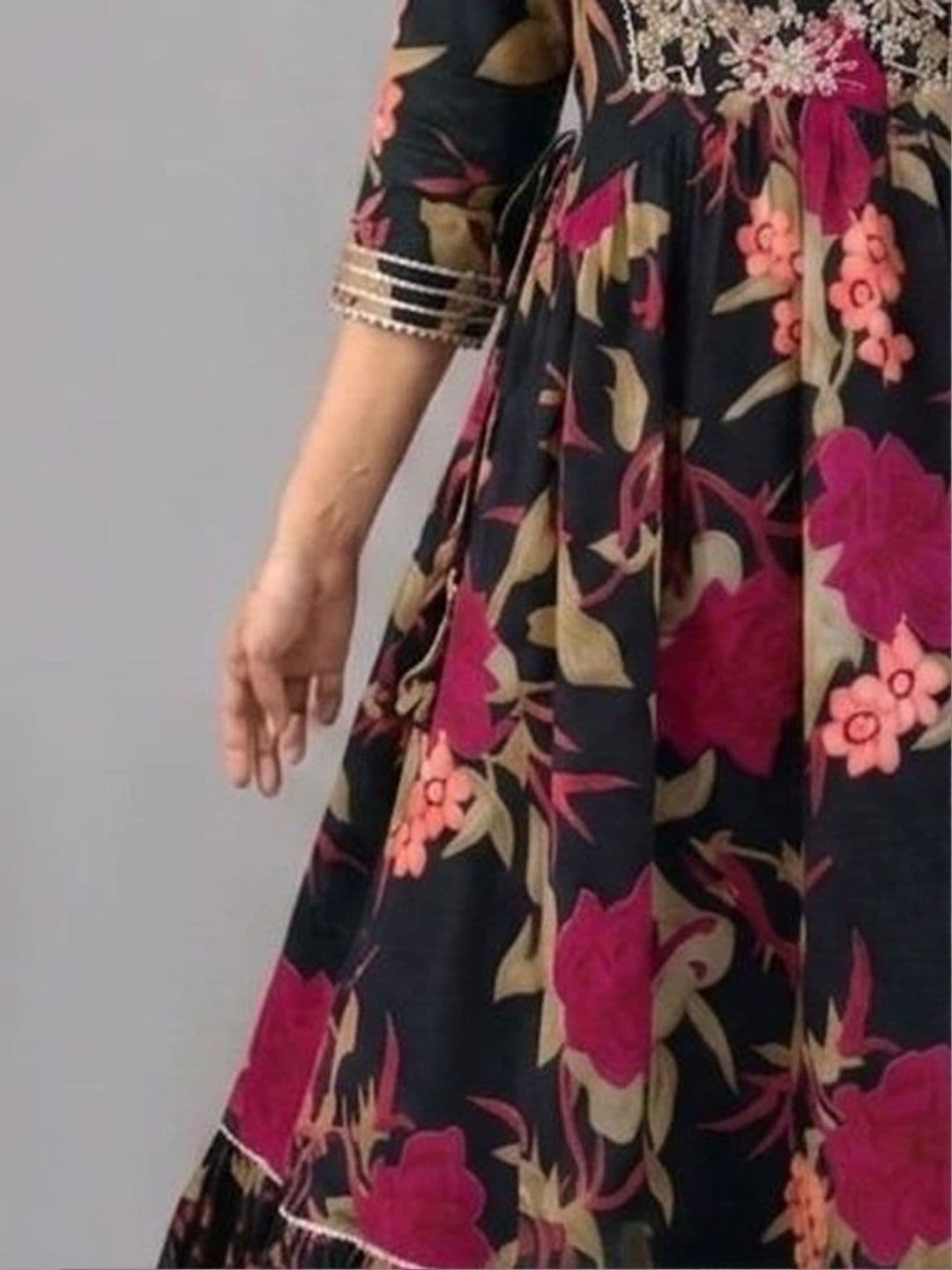 THE FOMCHA Embroidered Pure Cotton Anarkali Round Neck Ethnic Dresses thumbnail 4