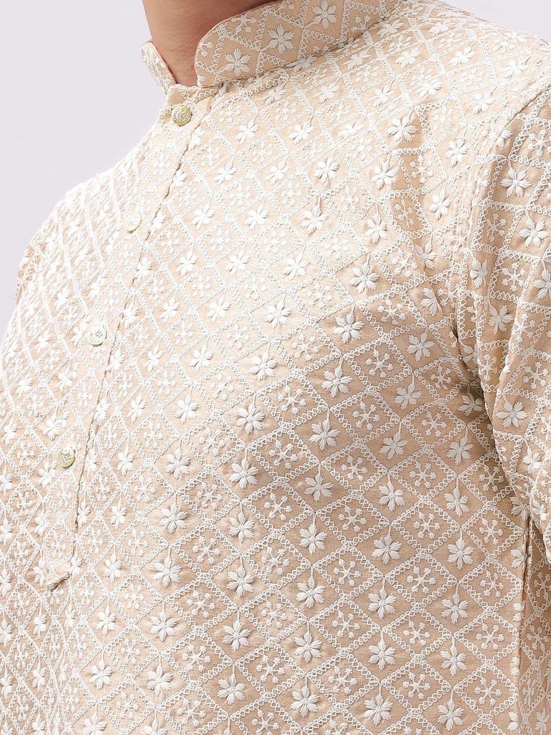 Anouk Men Geometric Embroidery Knee Length Straight Kurta thumbnail 5
