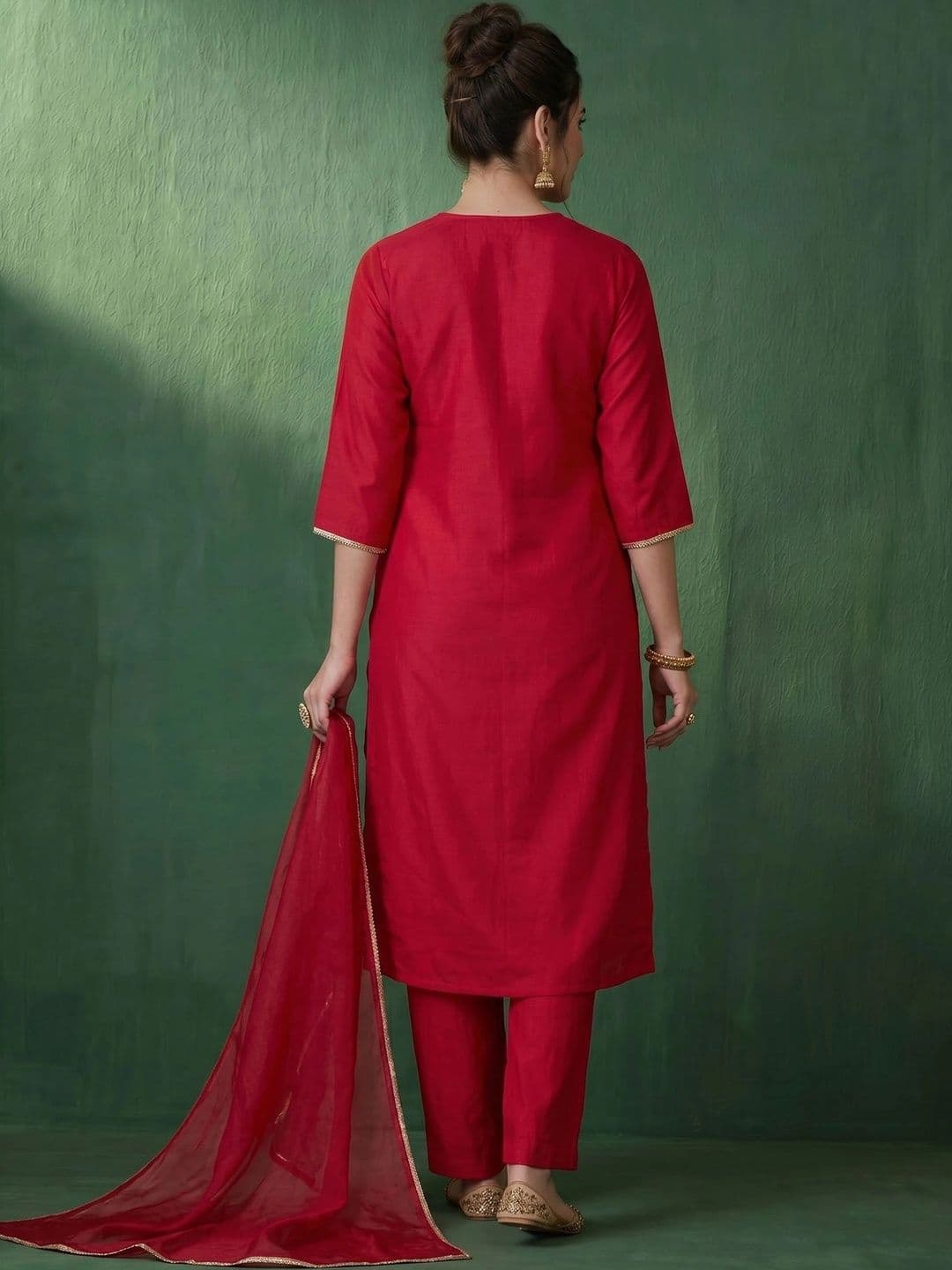 AVANSHEE Women Ethnic Motifs Embroidered Regular Kurta with Trousers & With Dupatta thumbnail 2