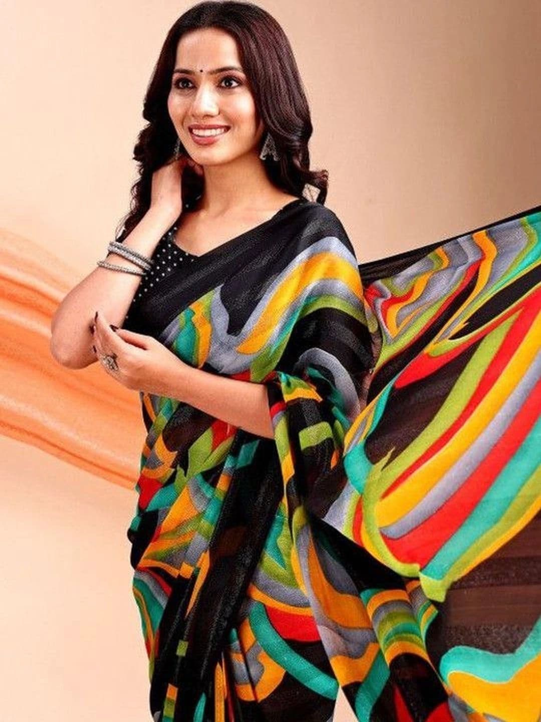 Leelavati Abstract Printed Pure Chiffon Saree thumbnail 6