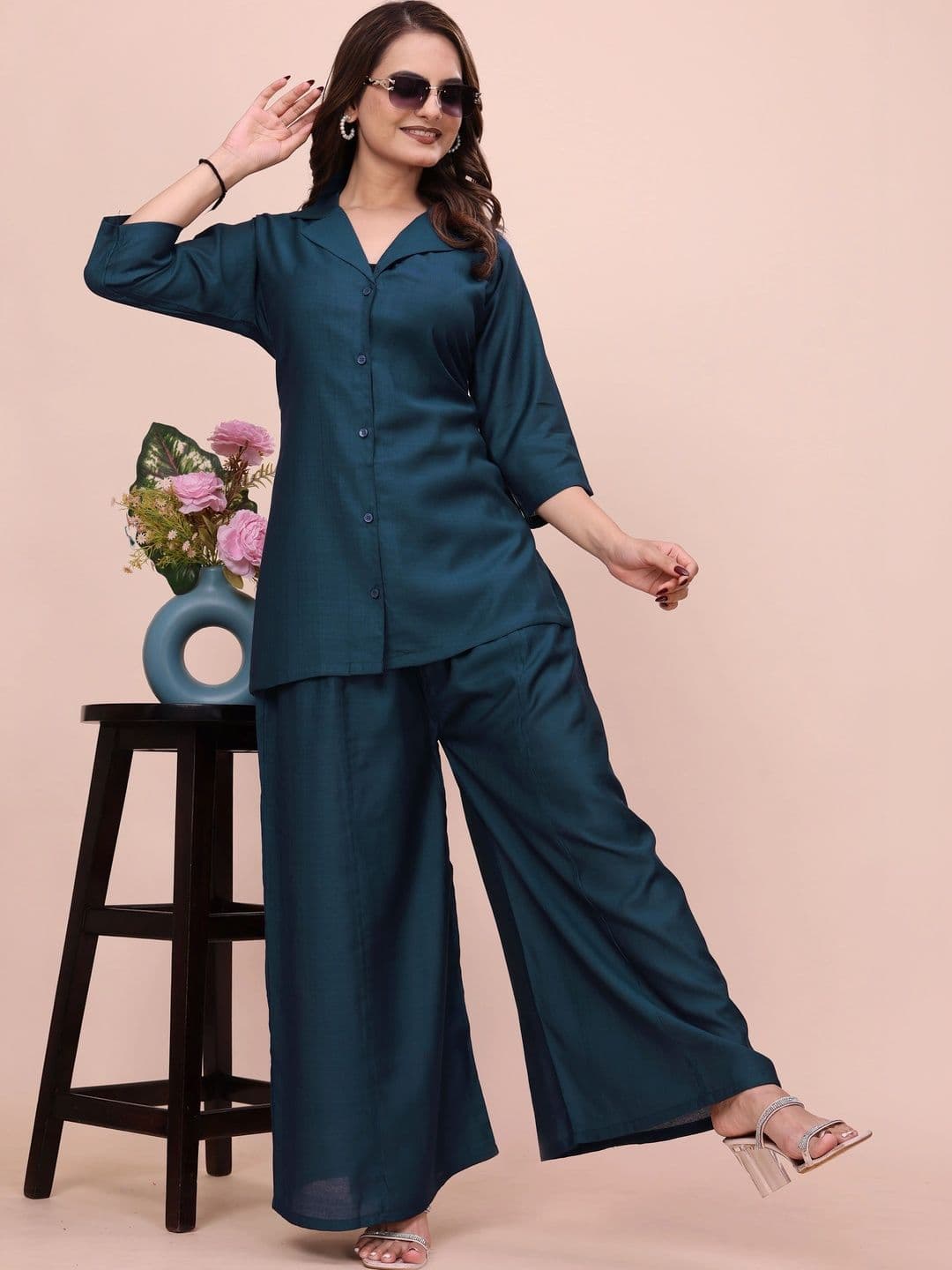 Gitaji Women Regular Pure Cotton Kurta with Palazzos thumbnail 4