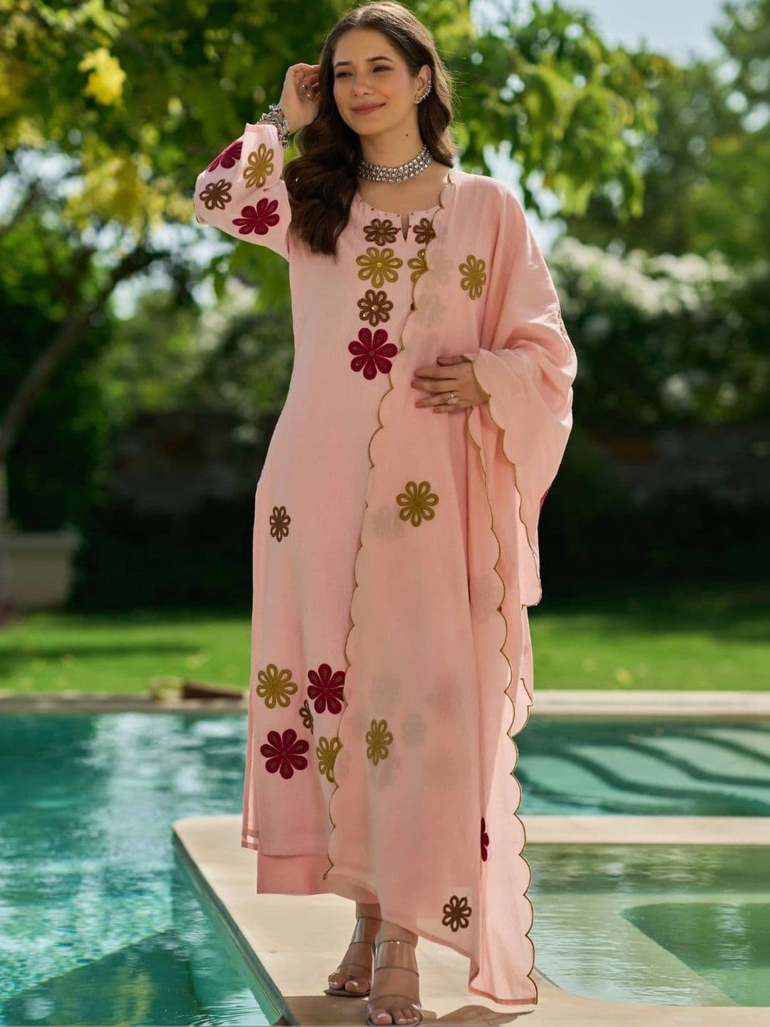 PEACH PIPER Women Floral Thread Work Chanderi Silk Kurta with Trousers & With Dupatta thumbnail 2