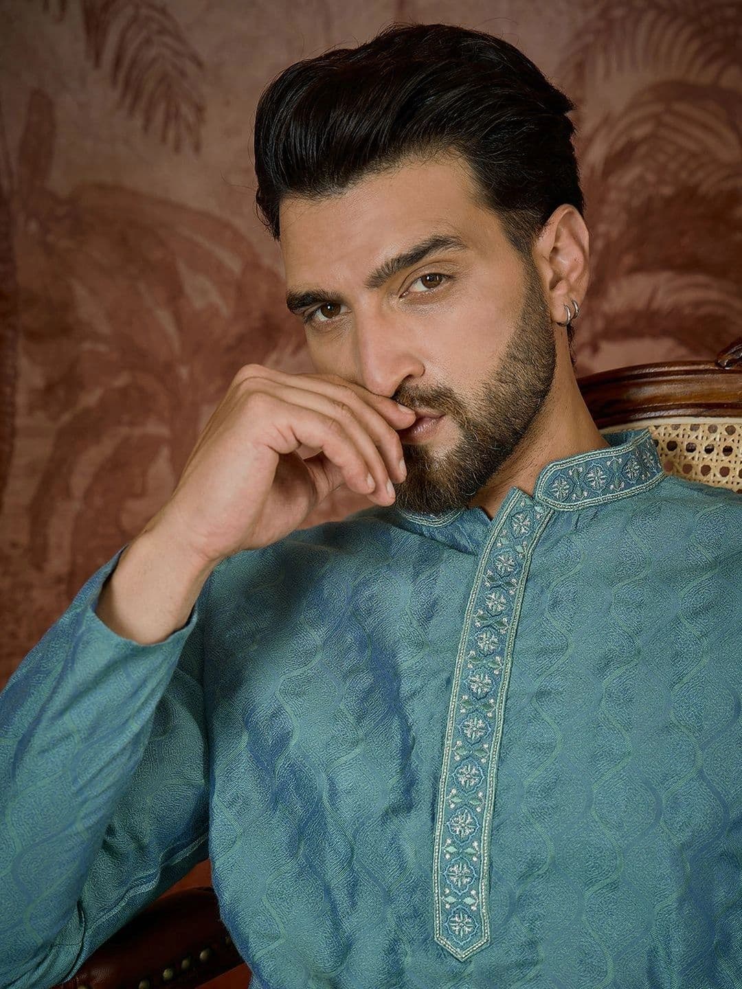 House of Pataudi Men Thread Work Jacquard Kurta thumbnail 7