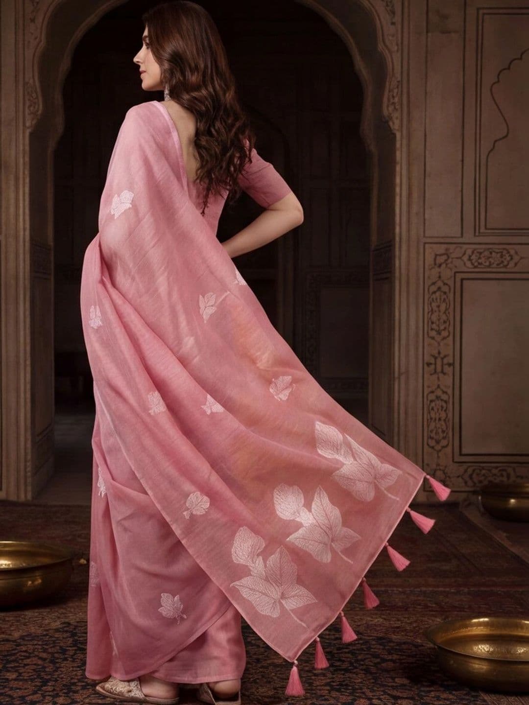 Mitera Floral Zari Silk Cotton Fusion Banarasi Saree thumbnail 6