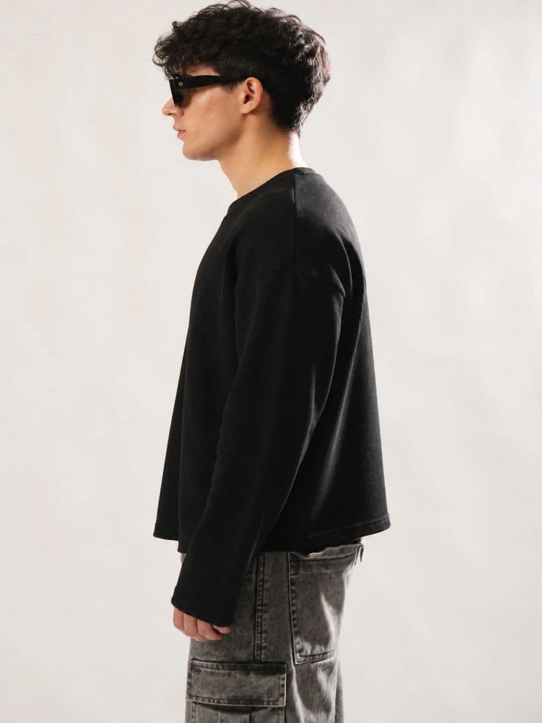 BEOVER Men's Black Boxy Crop T-shirt with Drop-Shoulder thumbnail 5