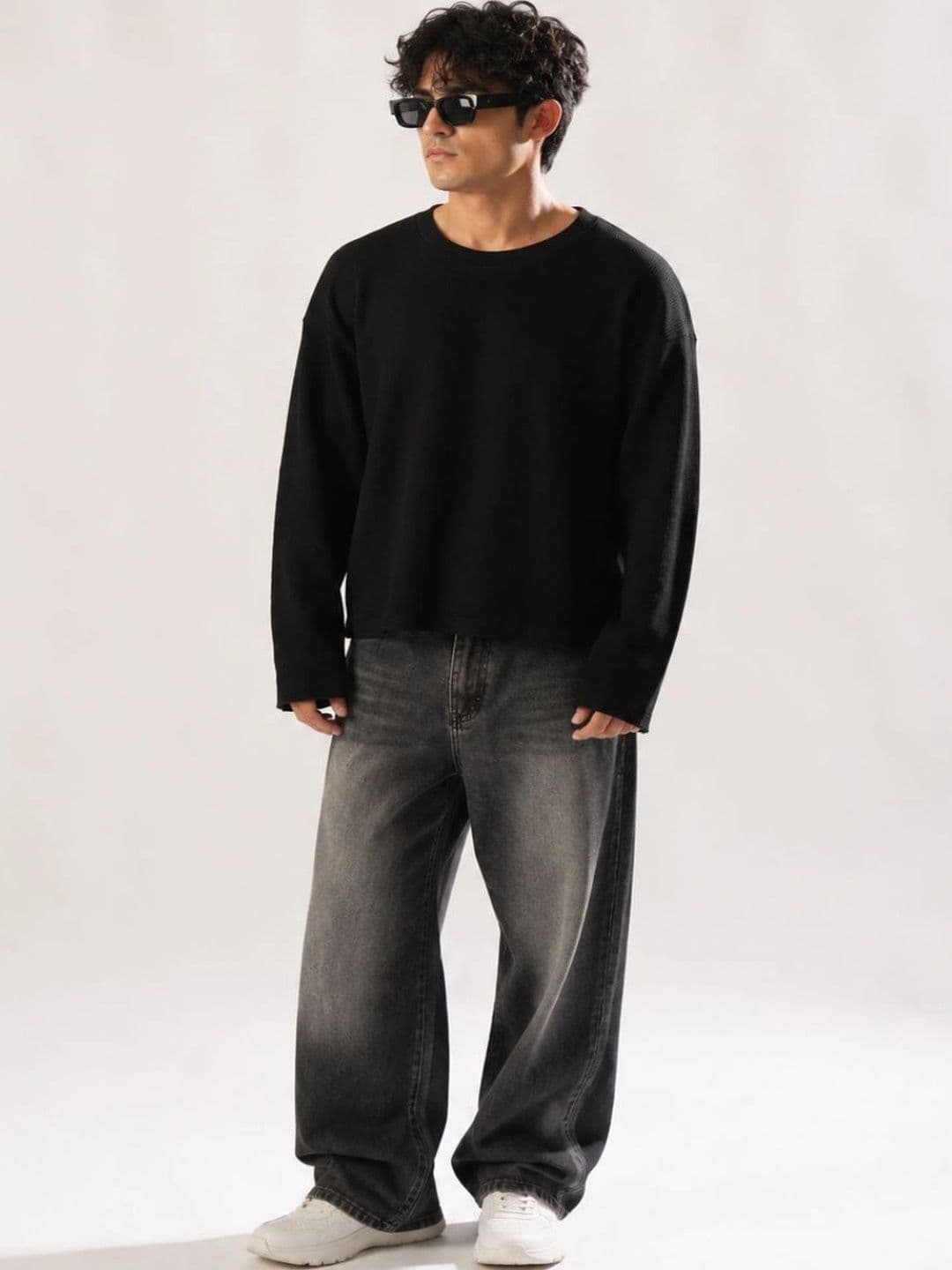 BEOVER Men's Black Boxy Crop T-shirt with Drop-Shoulder thumbnail 3
