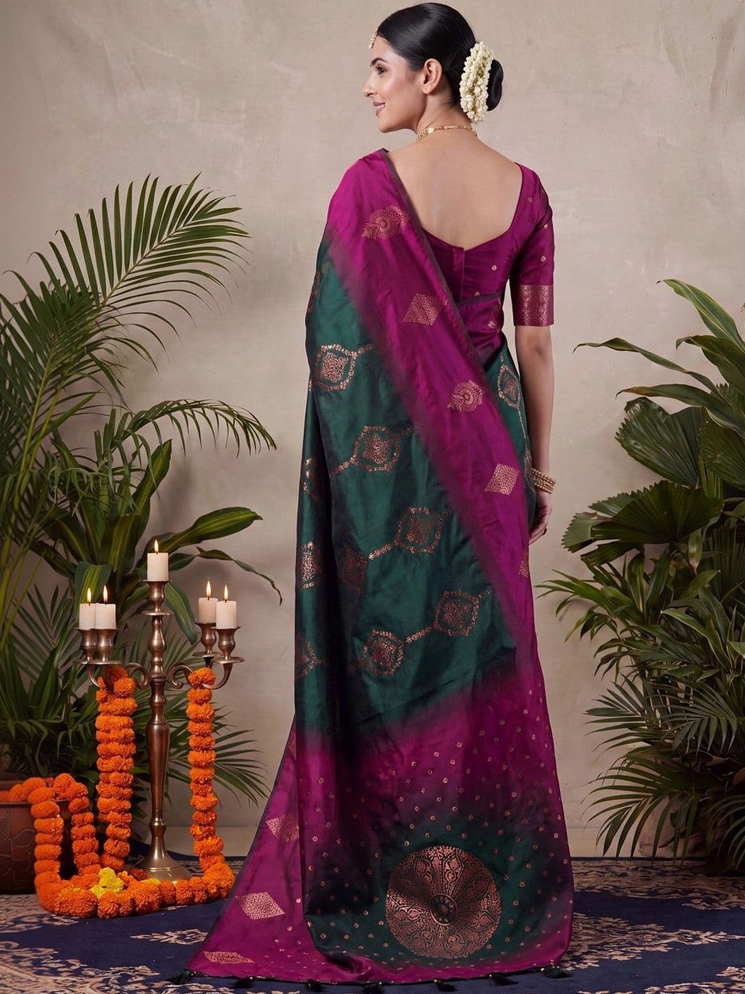 Anouk Ethnic Motifs Zari Silk Blend Designer Banarasi Saree thumbnail 5