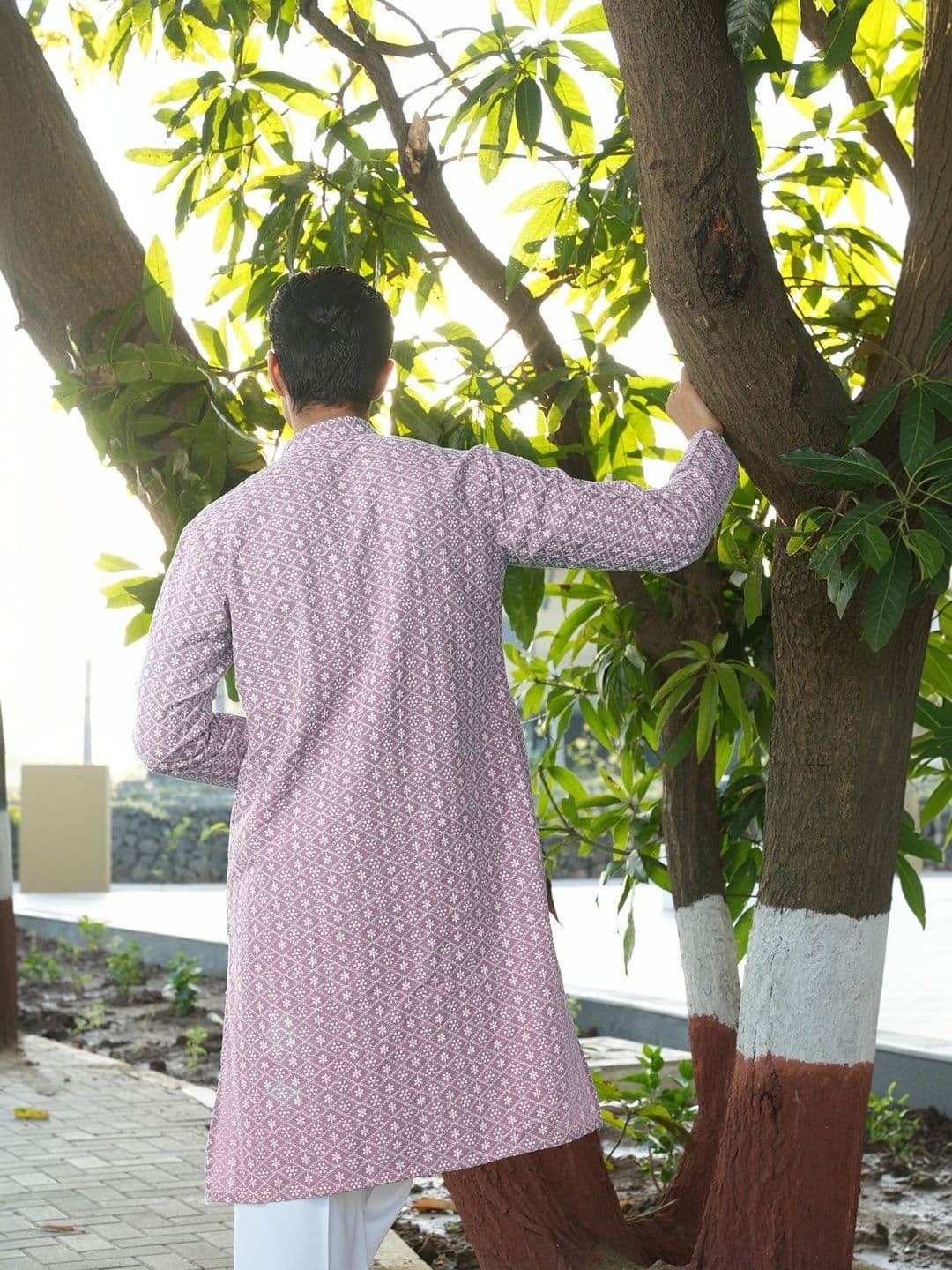 Anouk Men Geometric Embroidery Knee Length Straight Kurta thumbnail 5