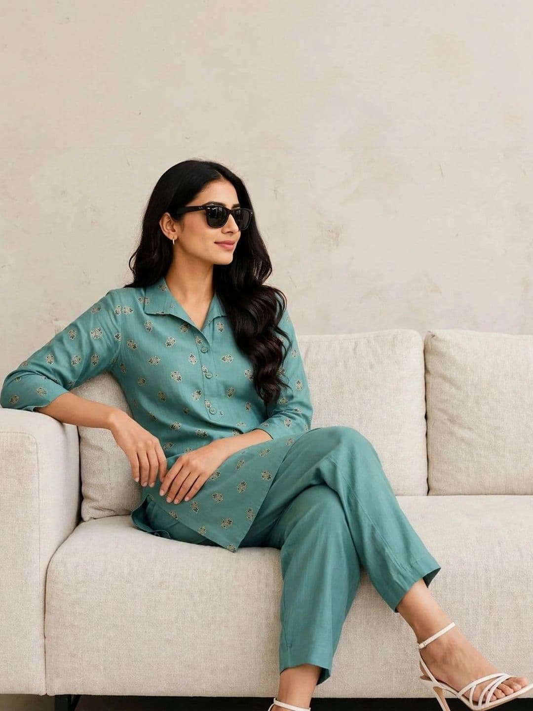 Kasendra Women Ethnic Motifs Printed Regular Kurta with Trousers thumbnail 6