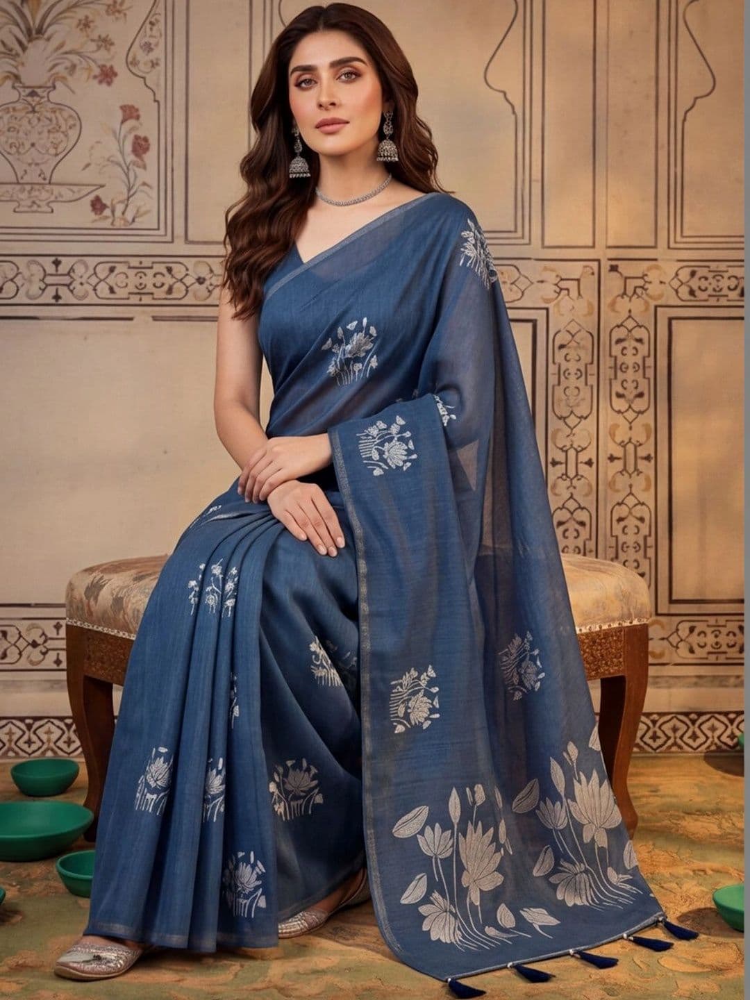 Mitera Woven Design Zari Silk Cotton Fusion Banarasi Saree thumbnail 5